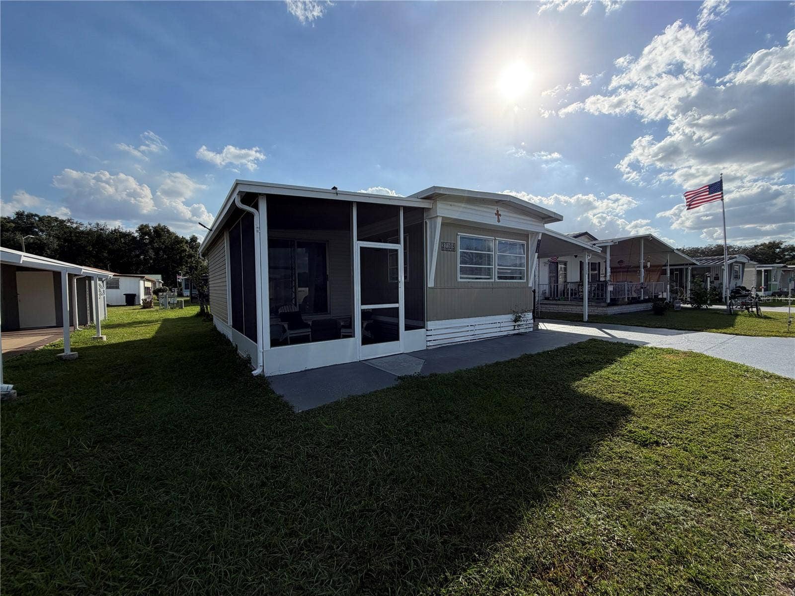 37108 SANDRA AVENUE, Zephyrhills, FL 33542 37108 SANDRA AVENUE, Zephyrhills, FL 33542