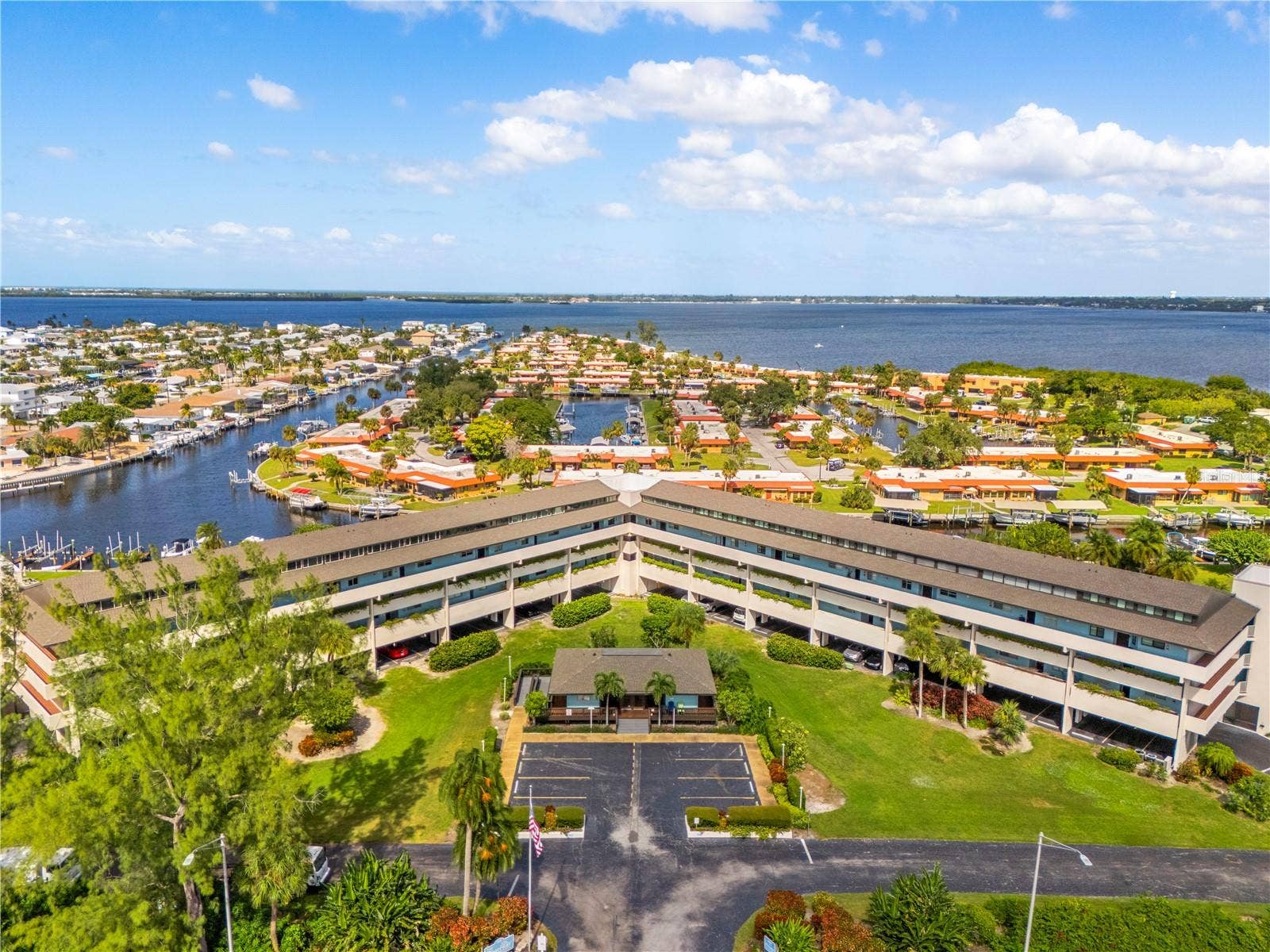 9604 CORTEZ ROAD W, #236, Bradenton, FL 34210