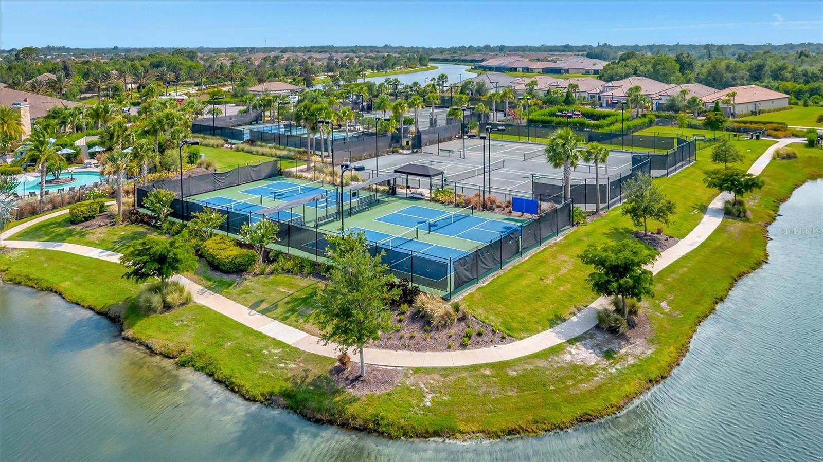 4508 CRESTPOINT WAY, Palmetto, FL 34221 4508 CRESTPOINT WAY, Palmetto, FL 34221