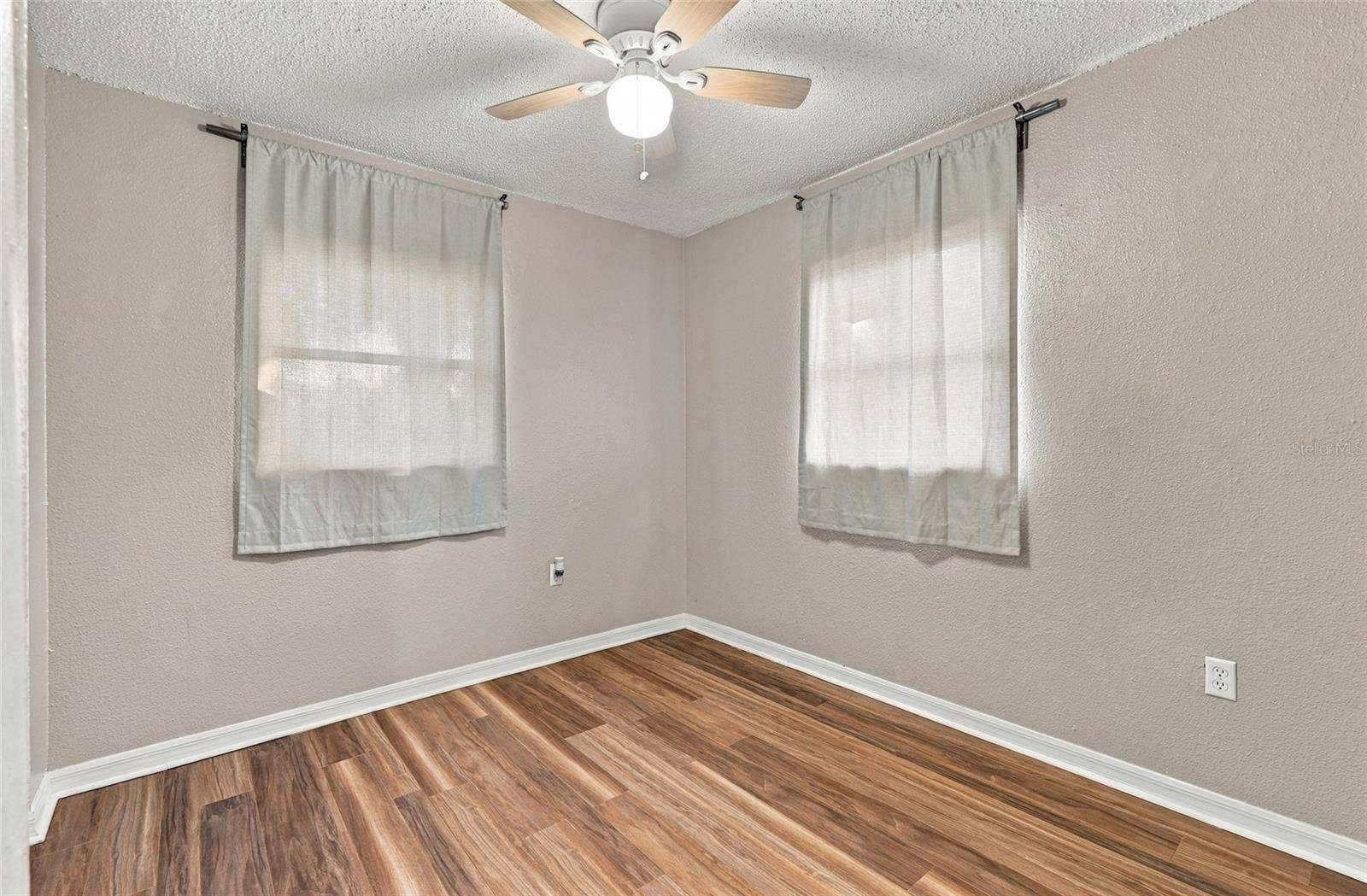 5360 63RD AVENUE N, Pinellas Park, FL 33781 5360 63RD AVENUE N, Pinellas Park, FL 33781