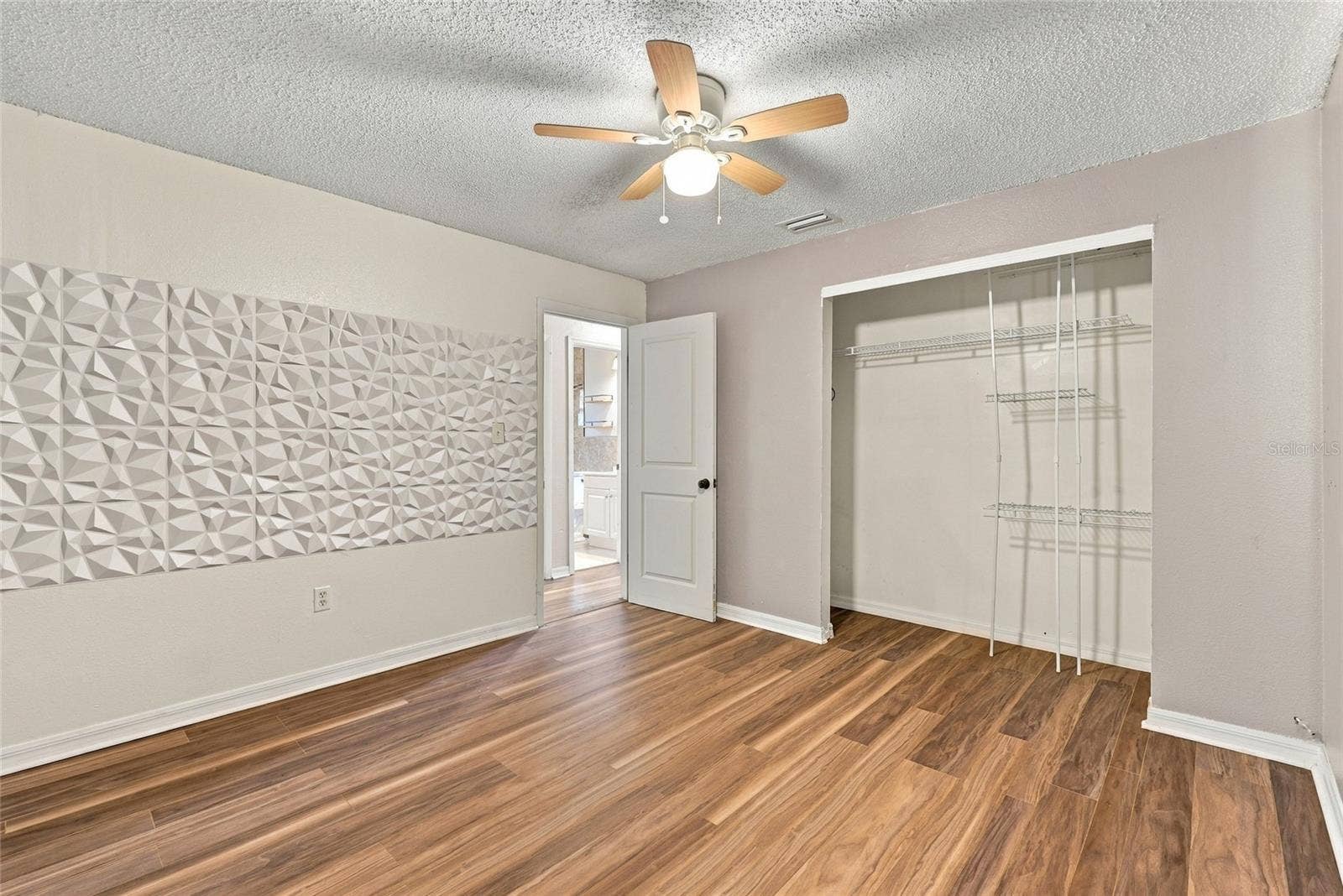 5360 63RD AVENUE N, Pinellas Park, FL 33781 5360 63RD AVENUE N, Pinellas Park, FL 33781