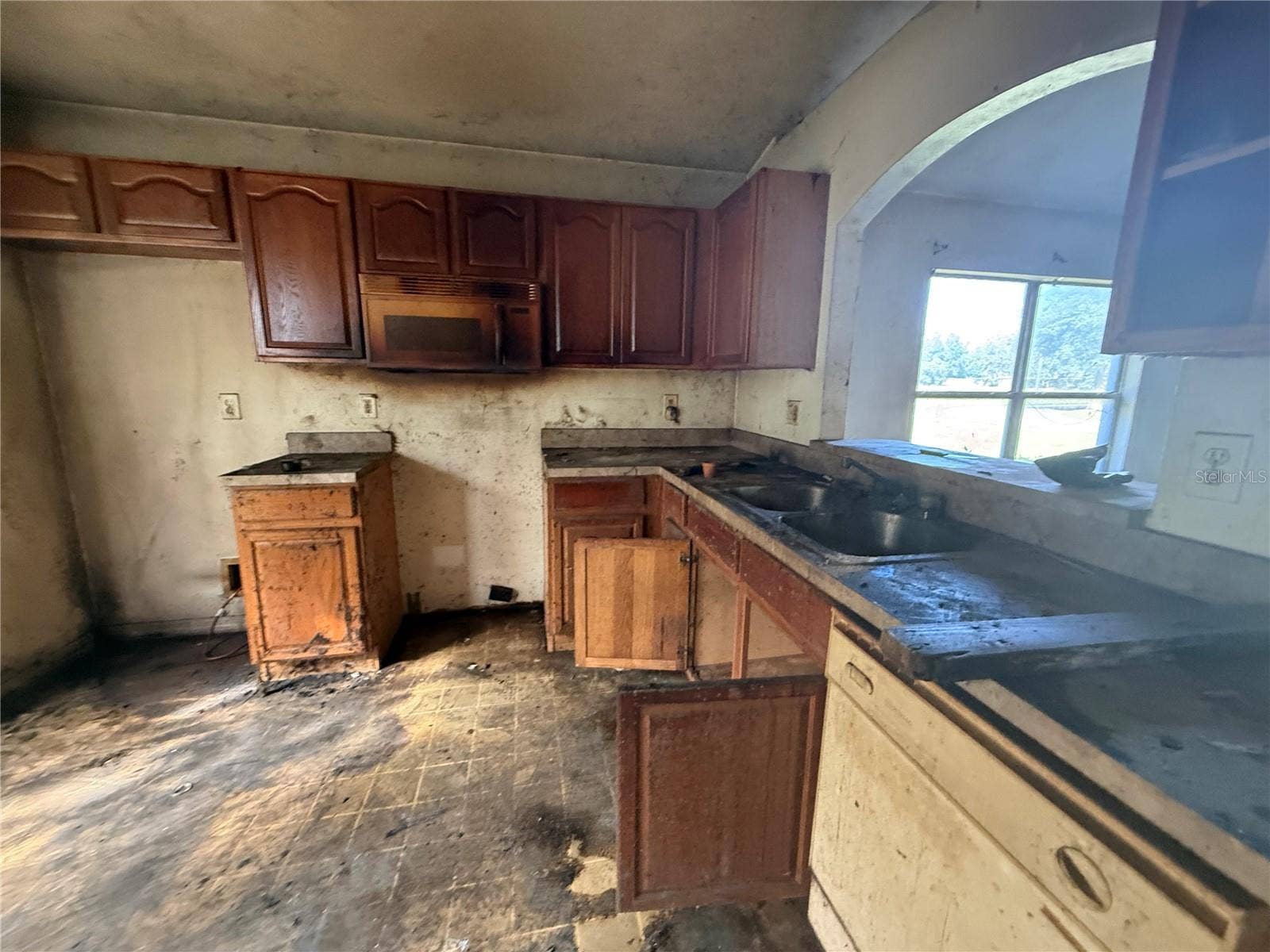 1534 MARSH WOOD DRIVE, Seffner, FL 33584