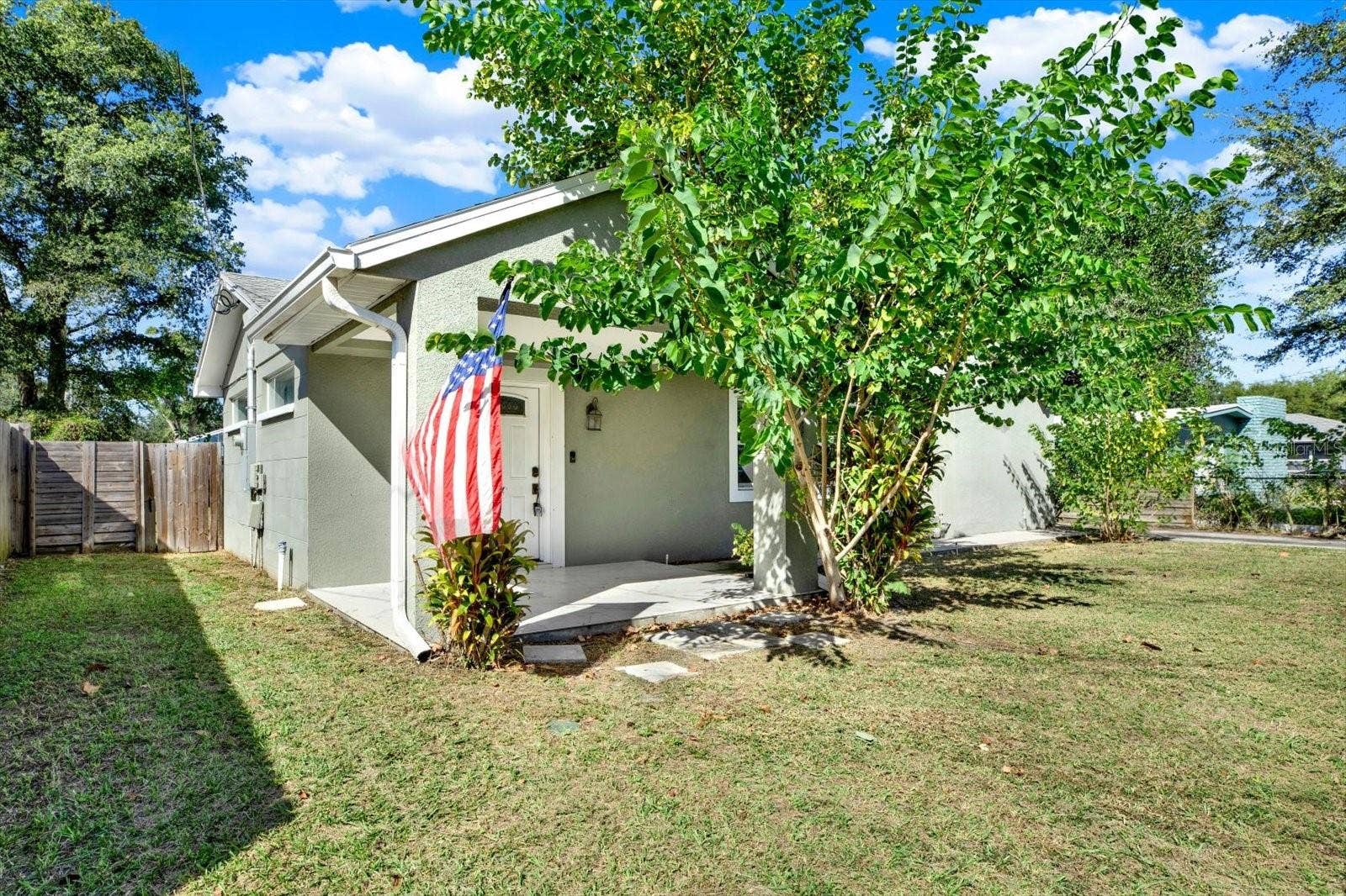 6504 N 21ST STREET, Tampa, FL 33610 6504 N 21ST STREET, Tampa, FL 33610