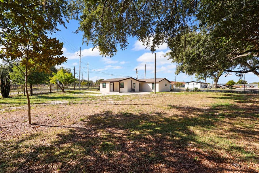 Property photo for 600 N EASTSIDE DRIVE, Lakeland, FL