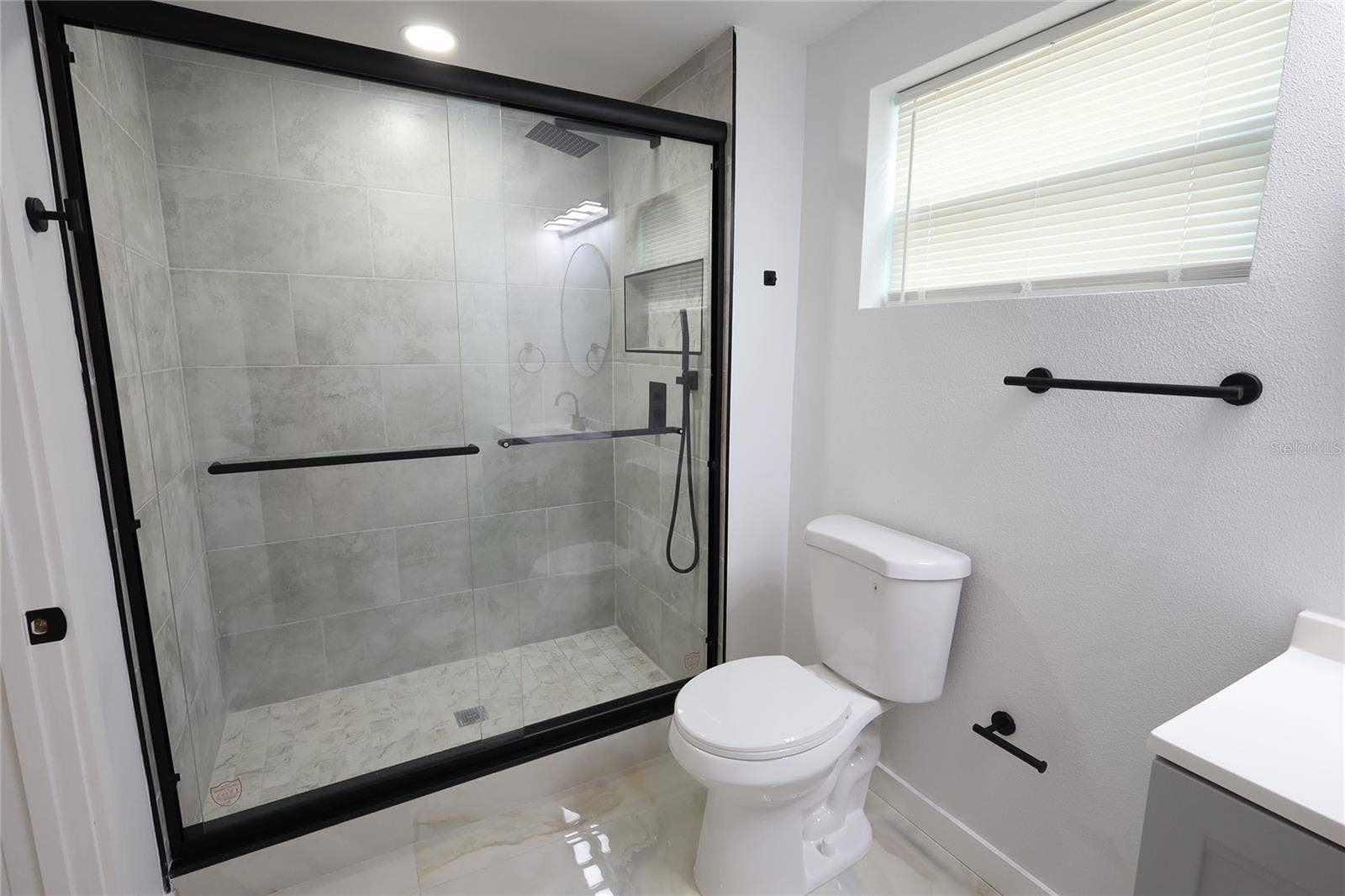 600 N EASTSIDE DRIVE, Lakeland, FL 33801 600 N EASTSIDE DRIVE, Lakeland, FL 33801