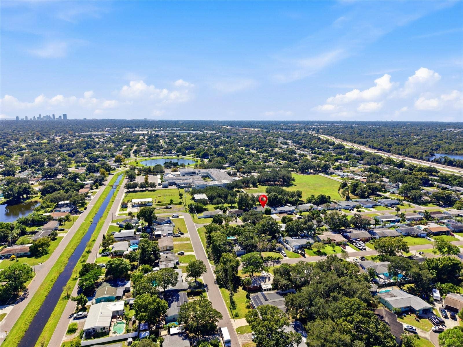 1864 74TH AVENUE N, St Petersburg, FL 33702