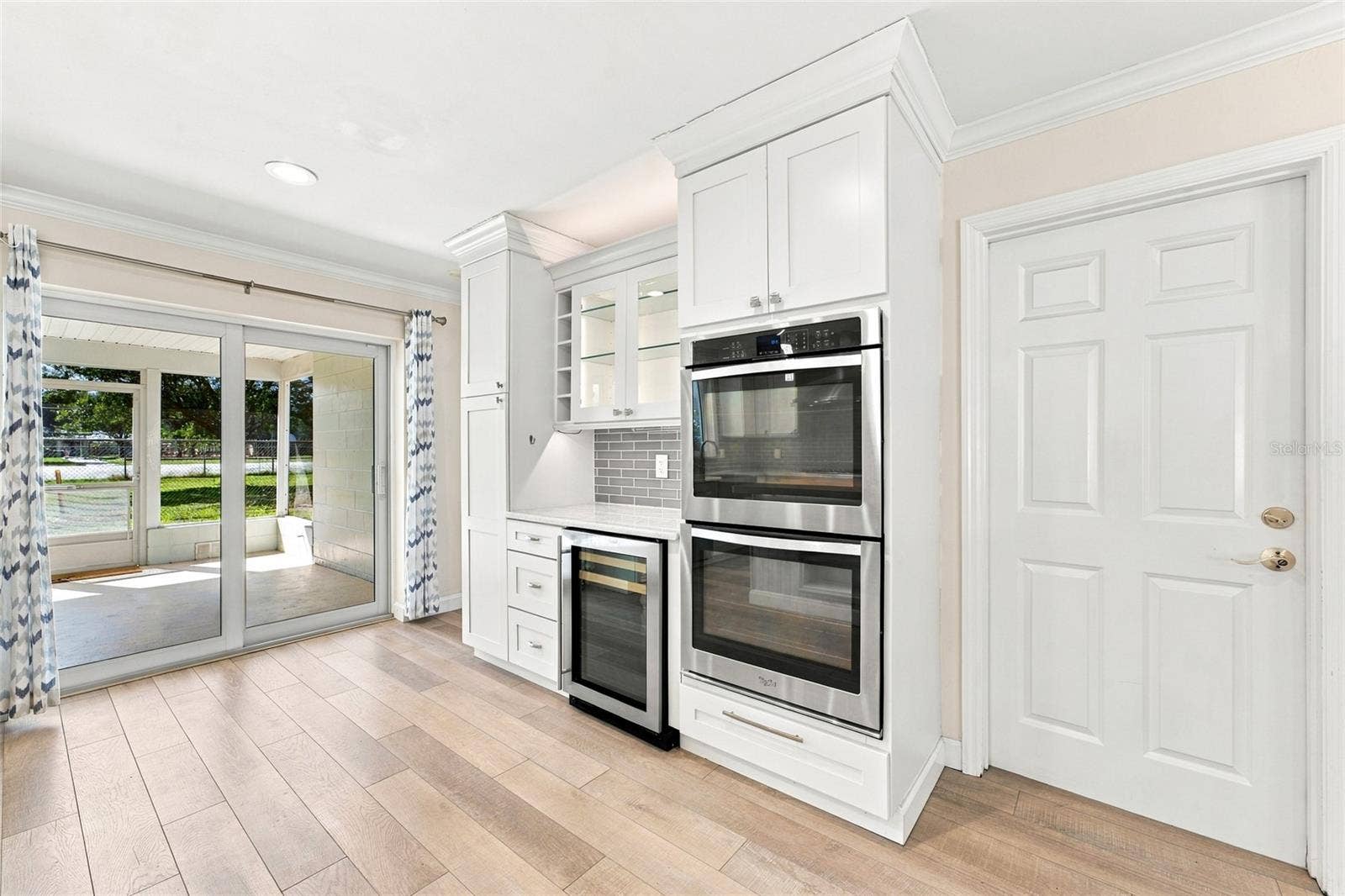 1864 74TH AVENUE N, St Petersburg, FL 33702