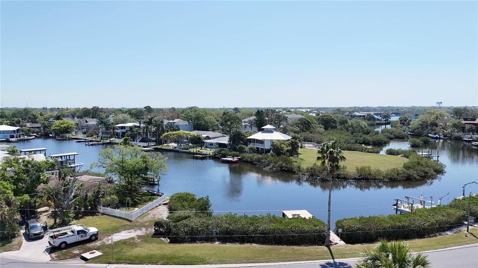 231 LAGOON DRIVE, Palm Harbor, FL 34683