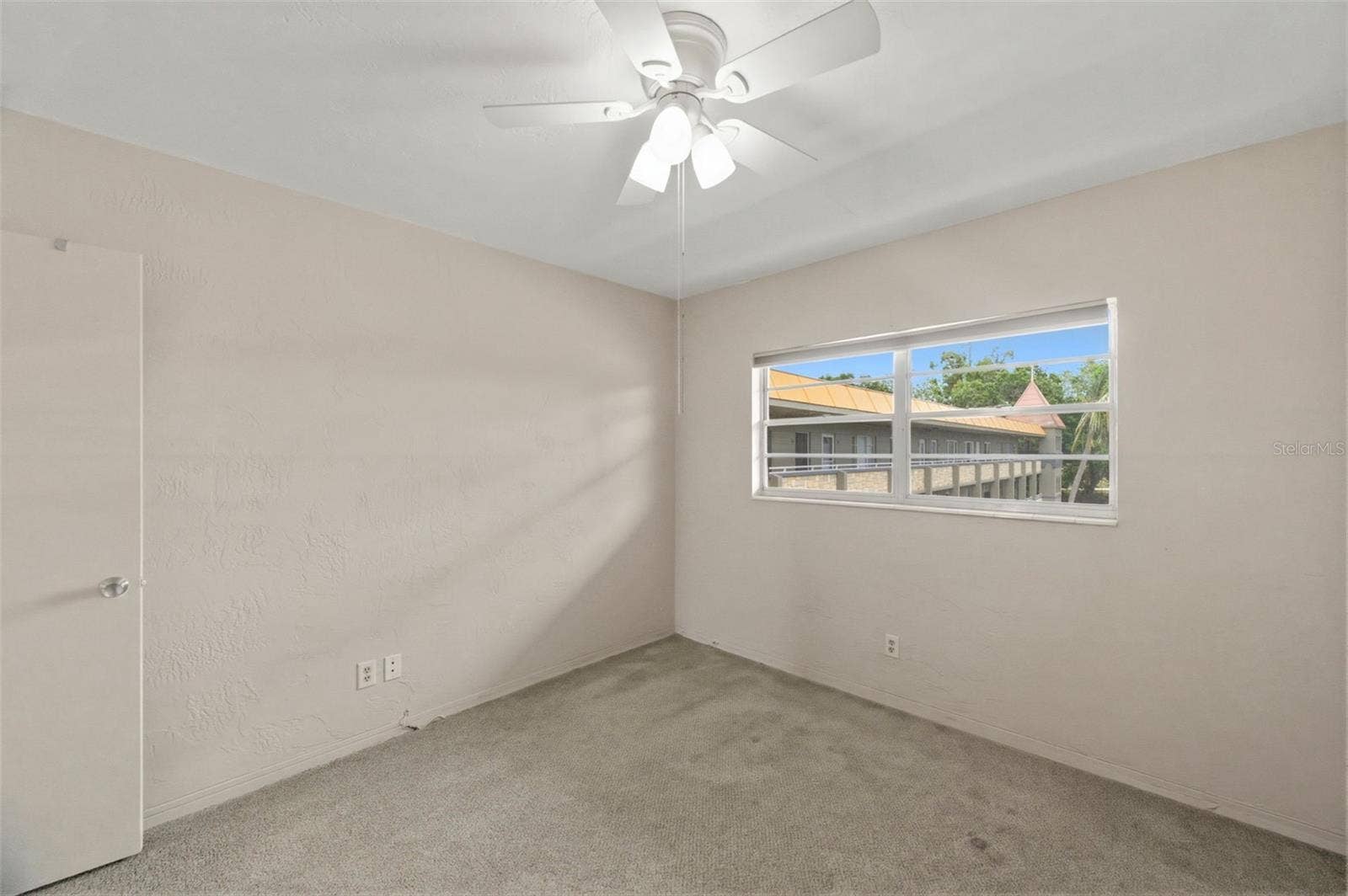2462 BRAZILIA DRIVE, #70, Clearwater, FL 33763 2462 BRAZILIA DRIVE, #70, Clearwater, FL 33763