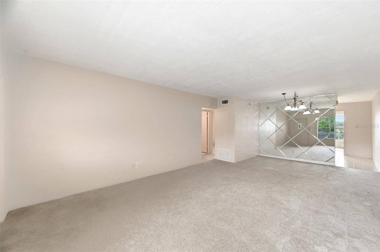 2462 BRAZILIA DRIVE, #70, Clearwater, FL 33763 2462 BRAZILIA DRIVE, #70, Clearwater, FL 33763