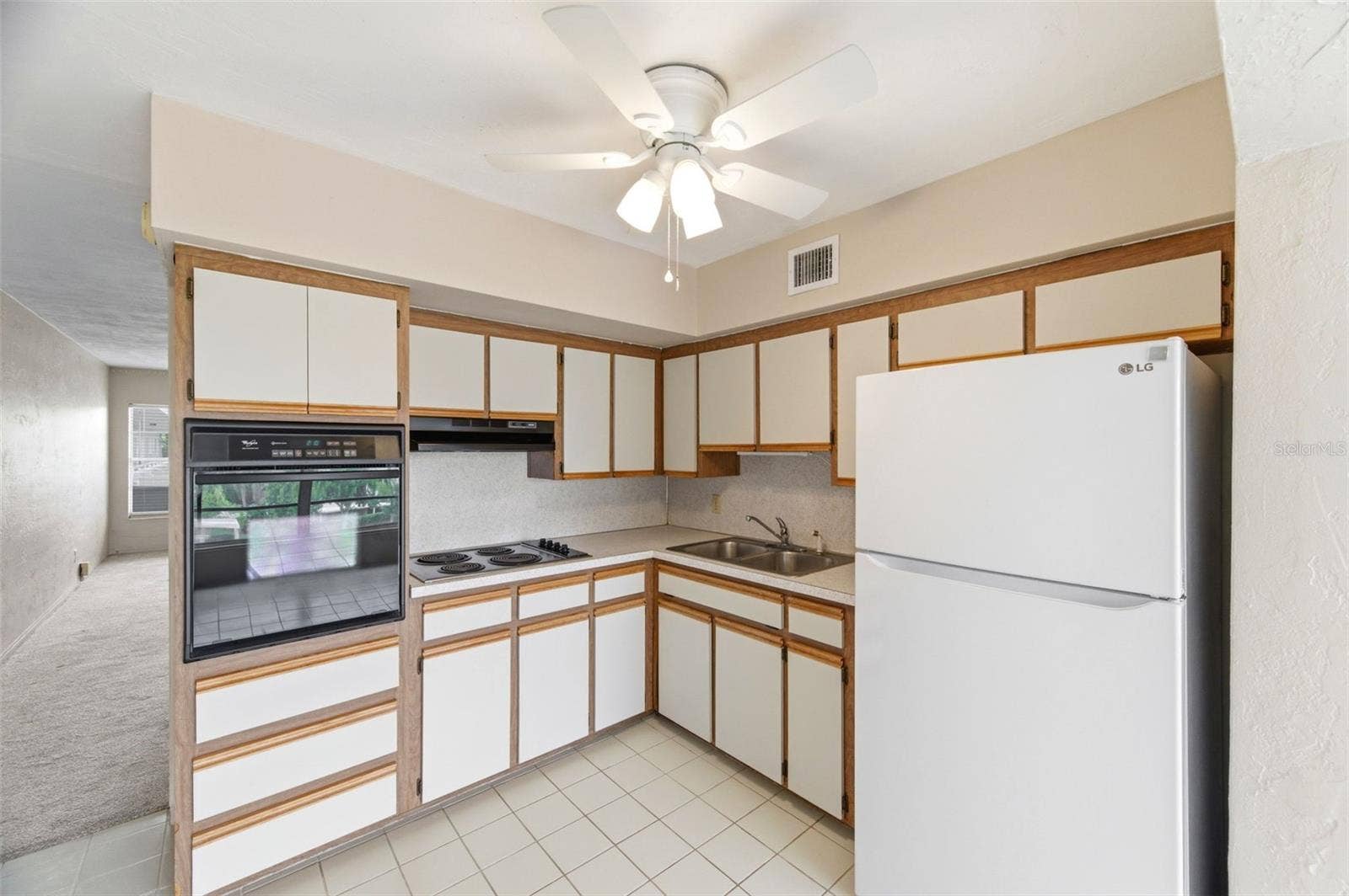 2462 BRAZILIA DRIVE, #70, Clearwater, FL 33763 2462 BRAZILIA DRIVE, #70, Clearwater, FL 33763