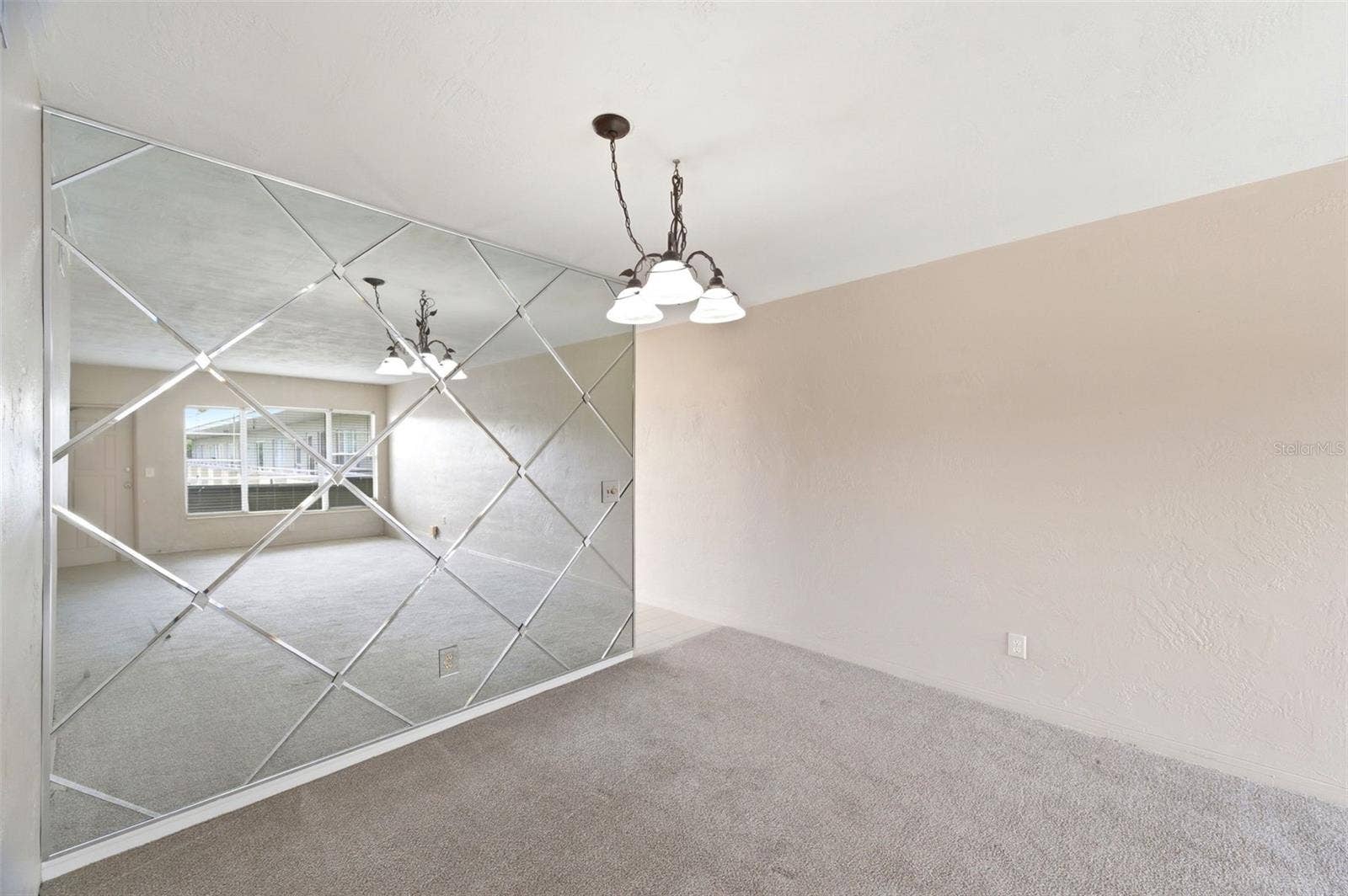 2462 BRAZILIA DRIVE, #70, Clearwater, FL 33763 2462 BRAZILIA DRIVE, #70, Clearwater, FL 33763
