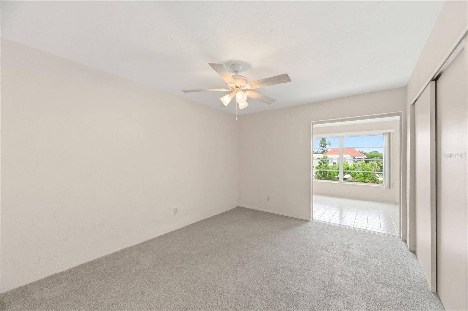 2462 BRAZILIA DRIVE, #70, Clearwater, FL 33763 2462 BRAZILIA DRIVE, #70, Clearwater, FL 33763