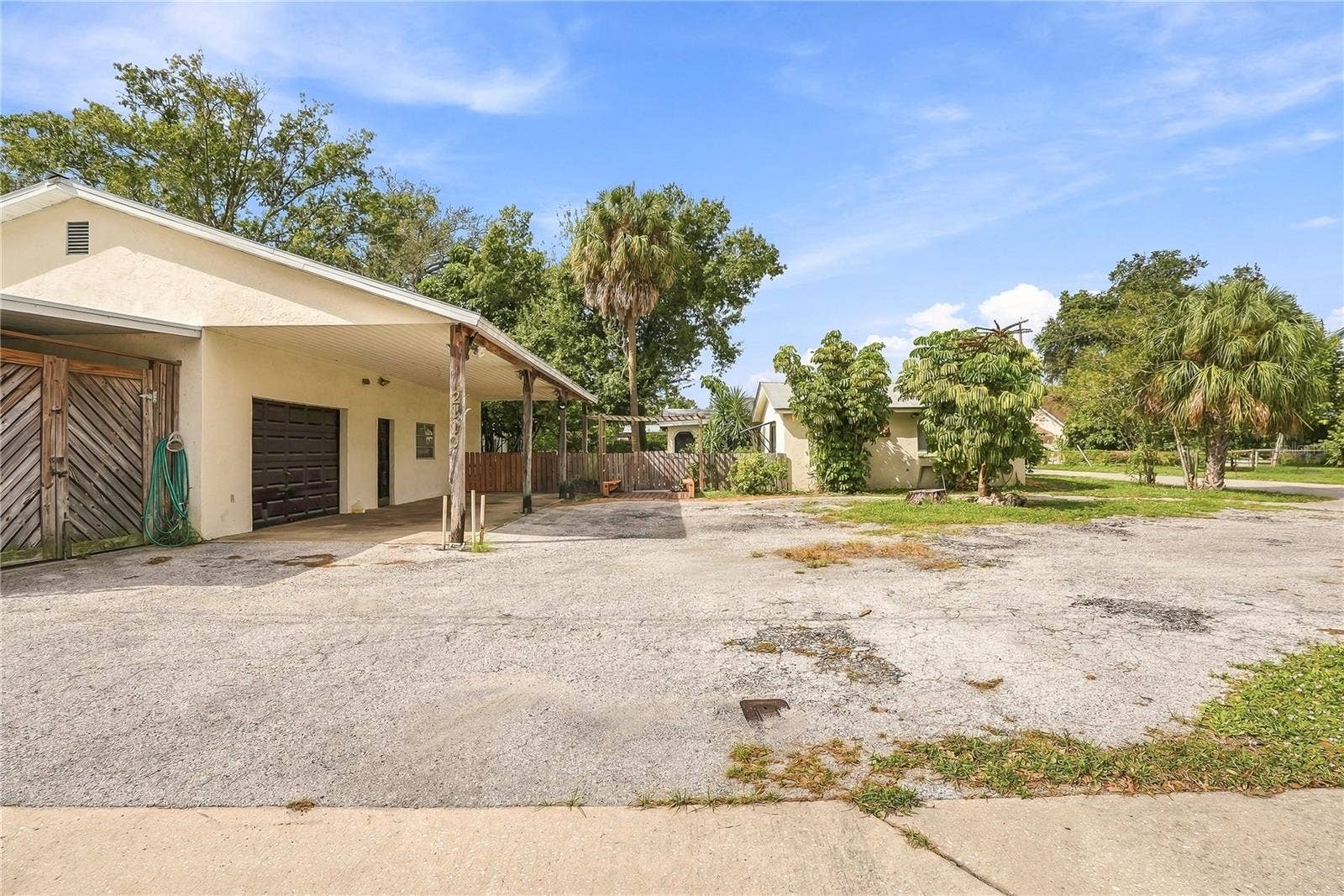 2110 N HIMES AVENUE, Tampa, FL 33607 2110 N HIMES AVENUE, Tampa, FL 33607
