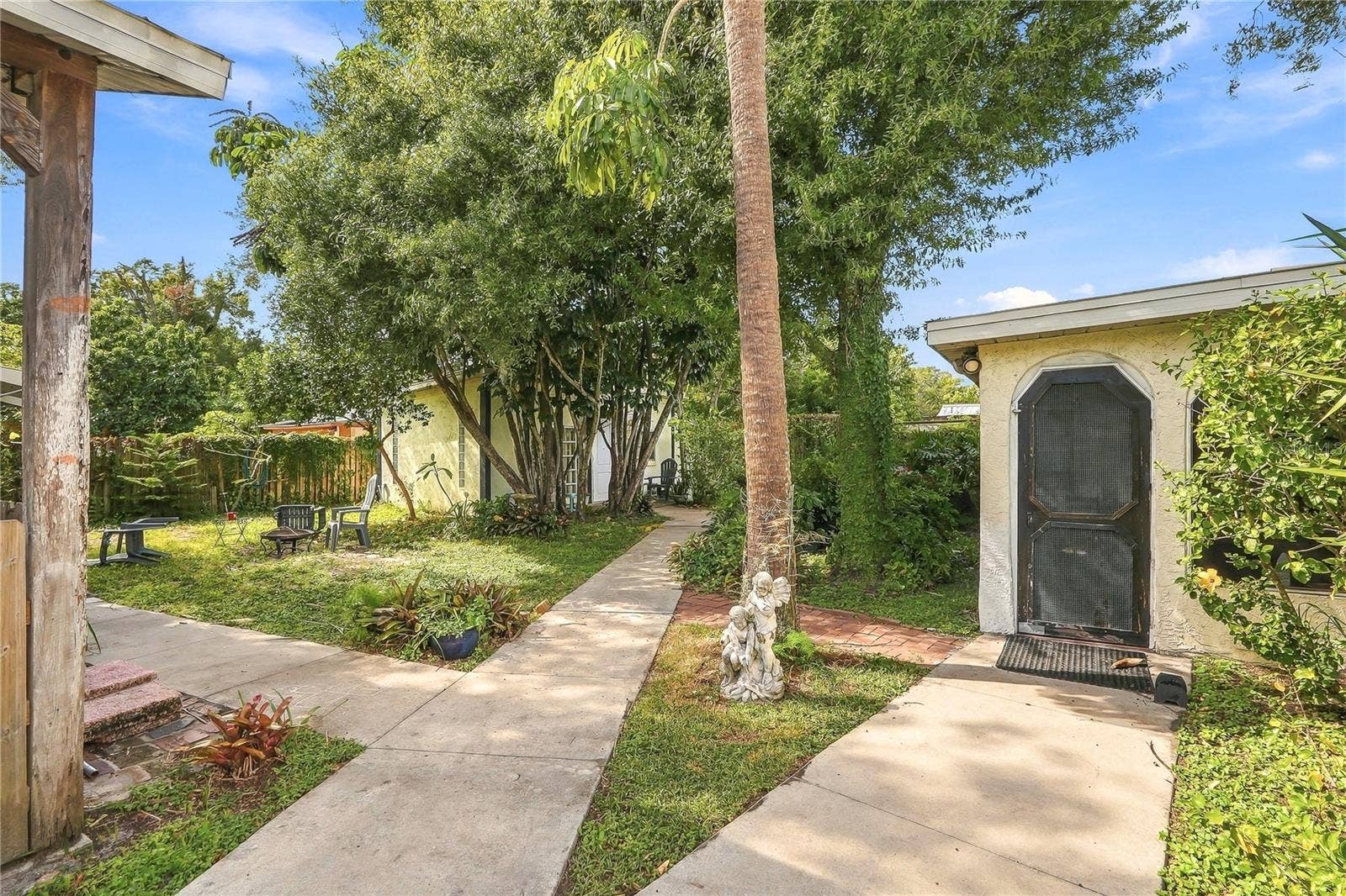 2110 N HIMES AVENUE, Tampa, FL 33607 2110 N HIMES AVENUE, Tampa, FL 33607