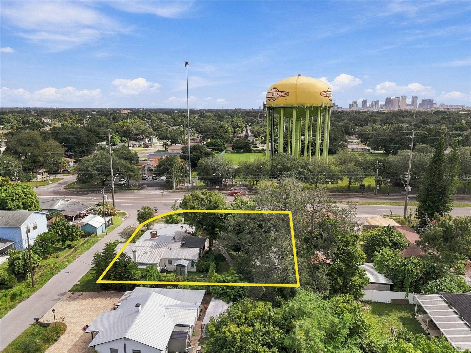 2110 N HIMES AVENUE, Tampa, FL 33607 2110 N HIMES AVENUE, Tampa, FL 33607
