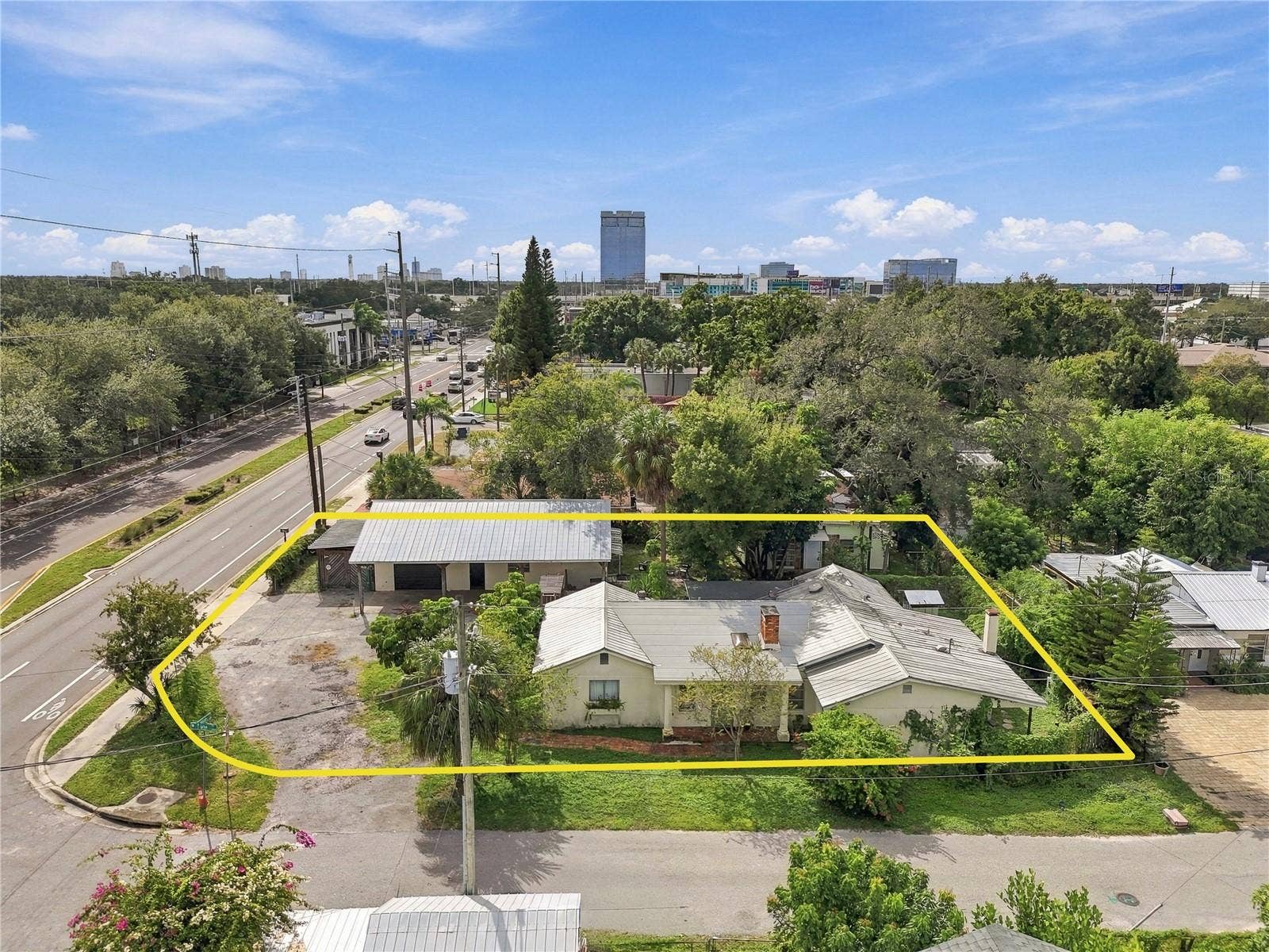 2110 N HIMES AVENUE, Tampa, FL 33607 2110 N HIMES AVENUE, Tampa, FL 33607
