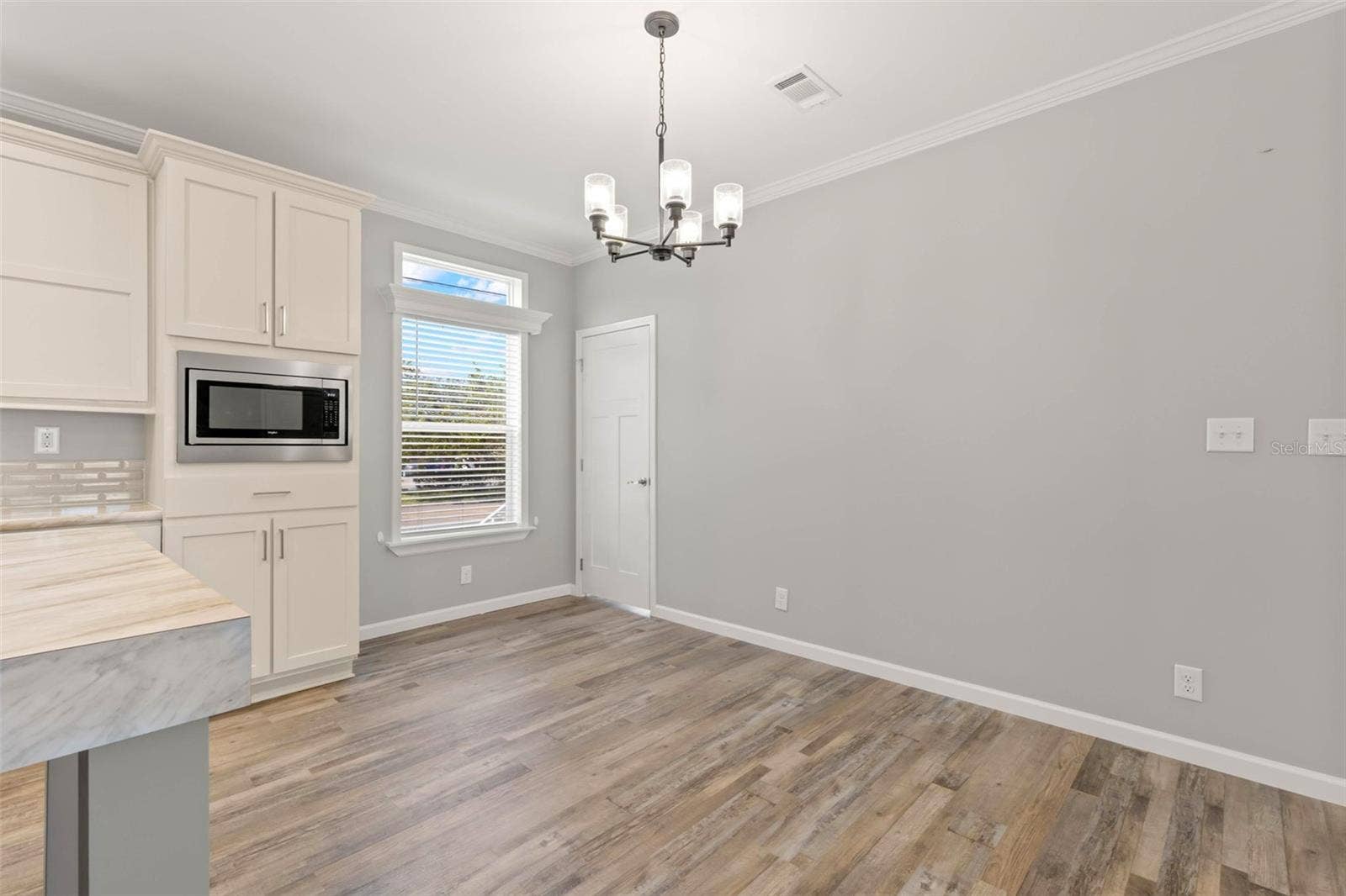 7004 AMERICANA DRIVE NE, #136, St Petersburg, FL 33702 7004 AMERICANA DRIVE NE, #136, St Petersburg, FL 33702