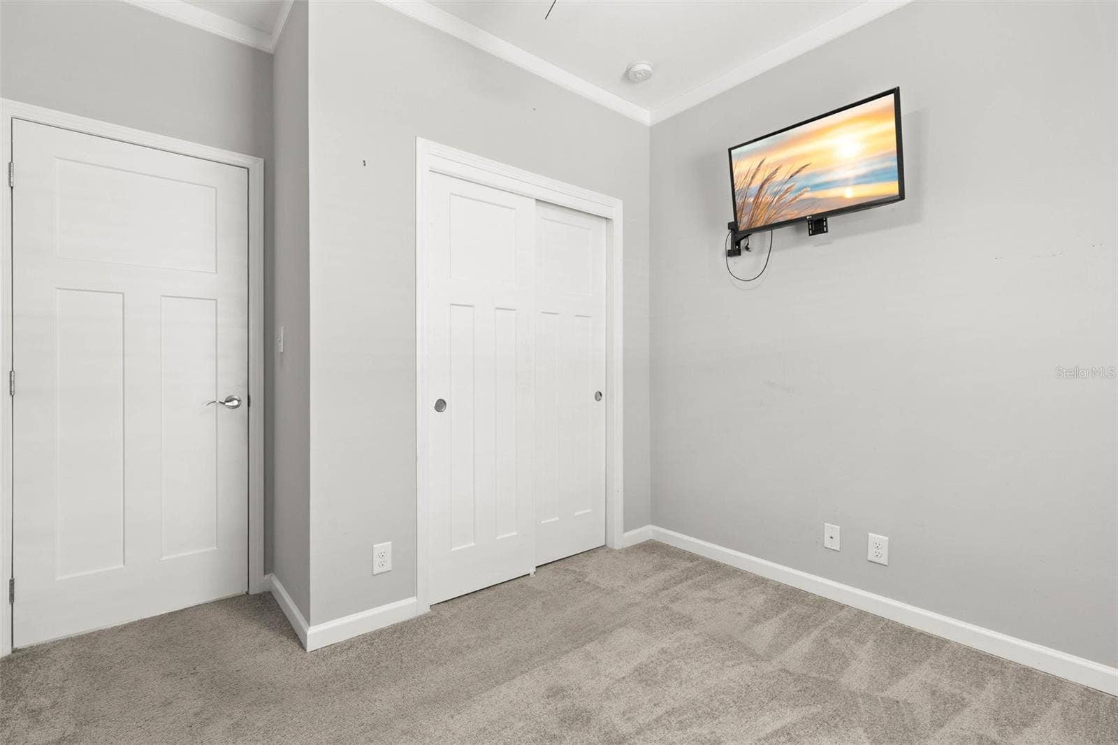 7004 AMERICANA DRIVE NE, #136, St Petersburg, FL 33702 7004 AMERICANA DRIVE NE, #136, St Petersburg, FL 33702