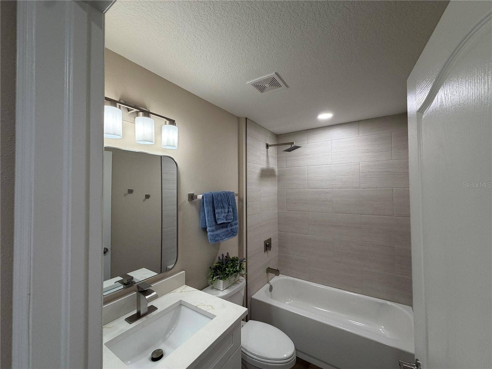 1614 MOSAIC FOREST DRIVE, Seffner, FL 33584 1614 MOSAIC FOREST DRIVE, Seffner, FL 33584