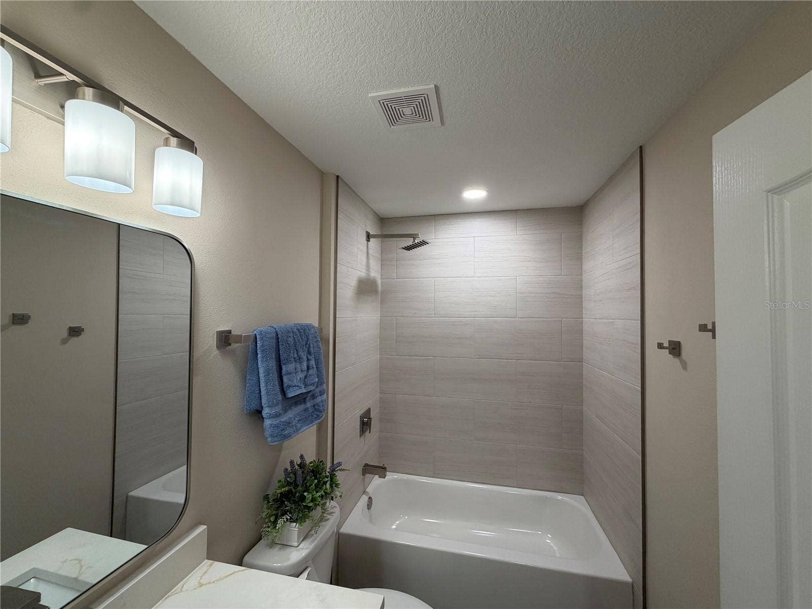 1614 MOSAIC FOREST DRIVE, Seffner, FL 33584 1614 MOSAIC FOREST DRIVE, Seffner, FL 33584