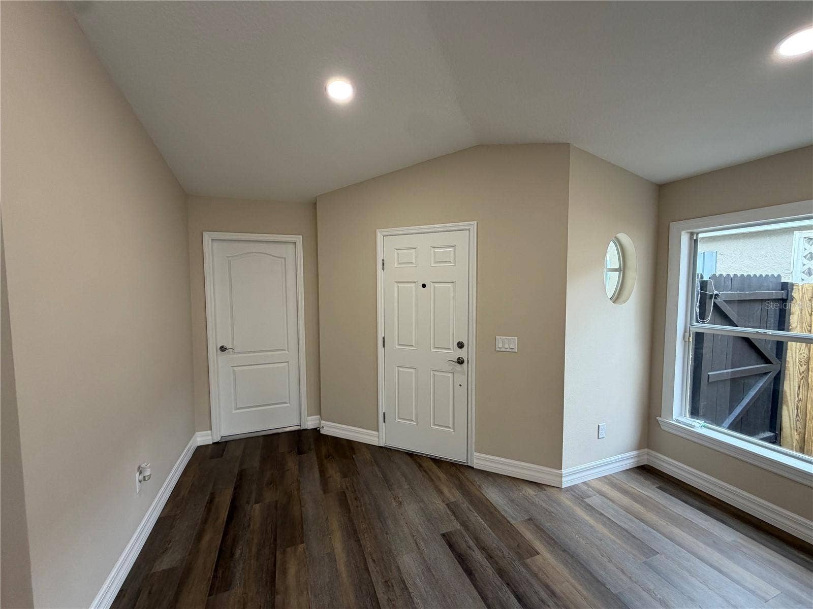 1614 MOSAIC FOREST DRIVE, Seffner, FL 33584 1614 MOSAIC FOREST DRIVE, Seffner, FL 33584