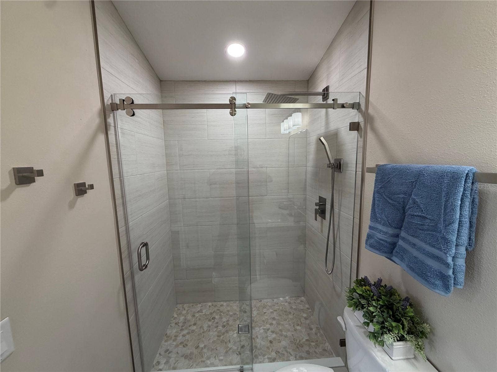 1614 MOSAIC FOREST DRIVE, Seffner, FL 33584 1614 MOSAIC FOREST DRIVE, Seffner, FL 33584