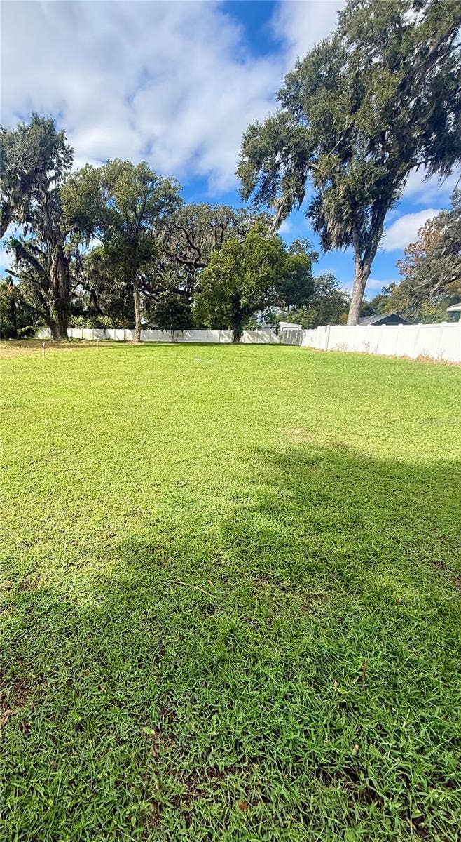 Property photo for 0 LAKEVIEW AVENUE, Seffner, FL