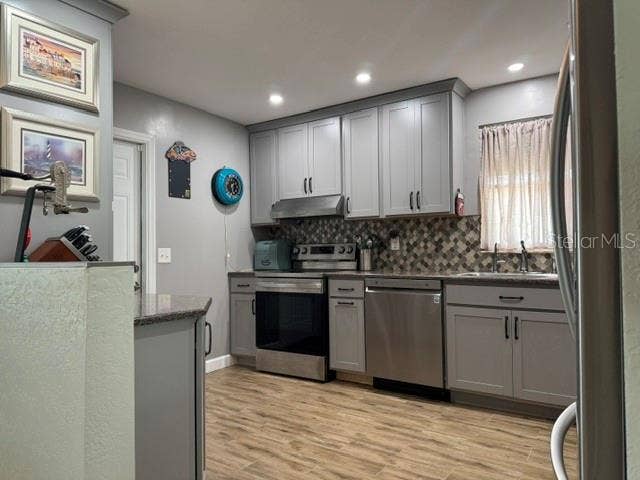 5717 15TH AVENUE N, St Petersburg, FL 33710 Kitchen entry from dining room