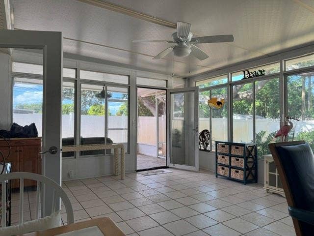 5717 15TH AVENUE N, St Petersburg, FL 33710 Sunroom