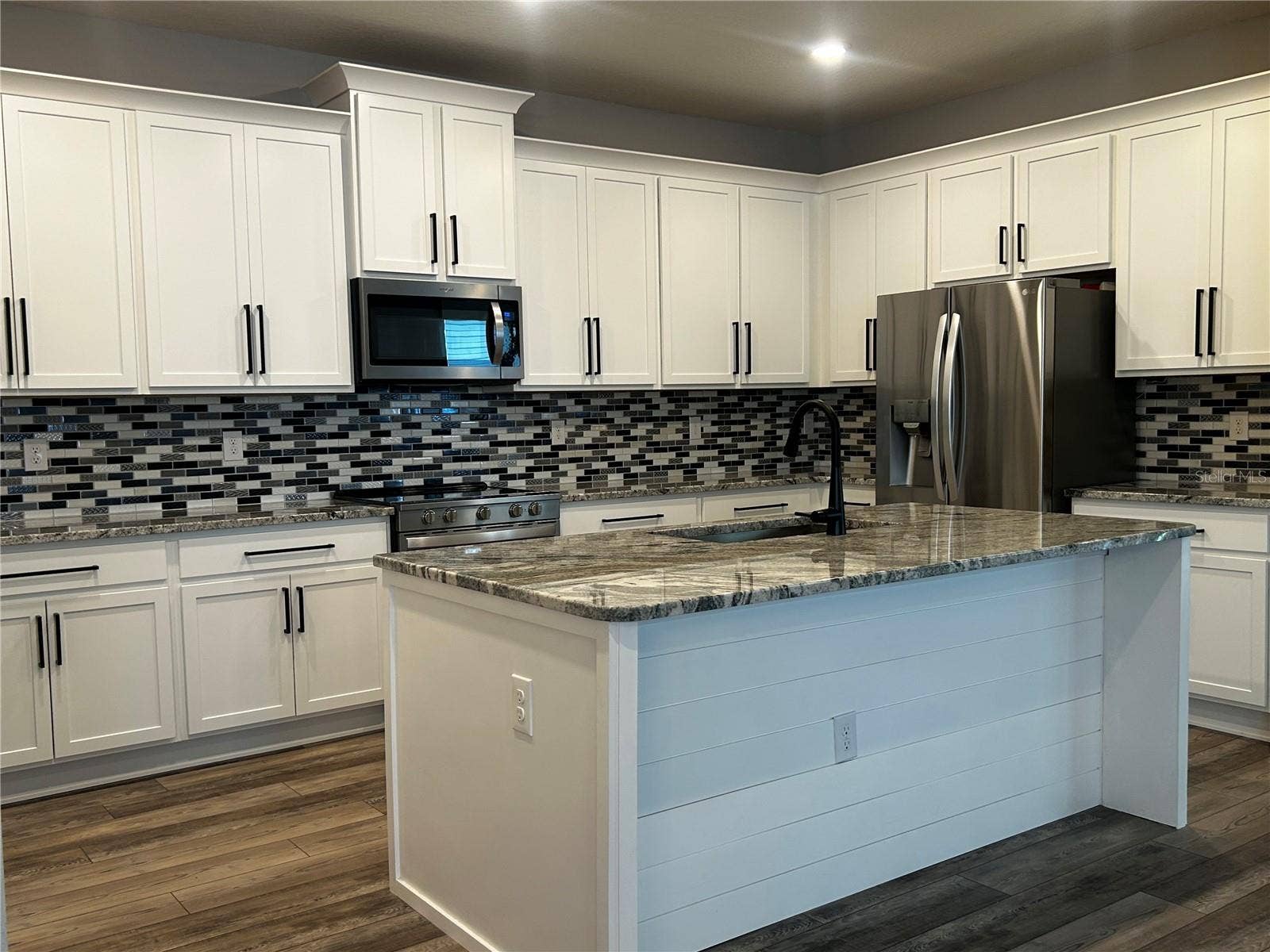 520 VALRI PARK DRIVE, Valrico, FL 33594