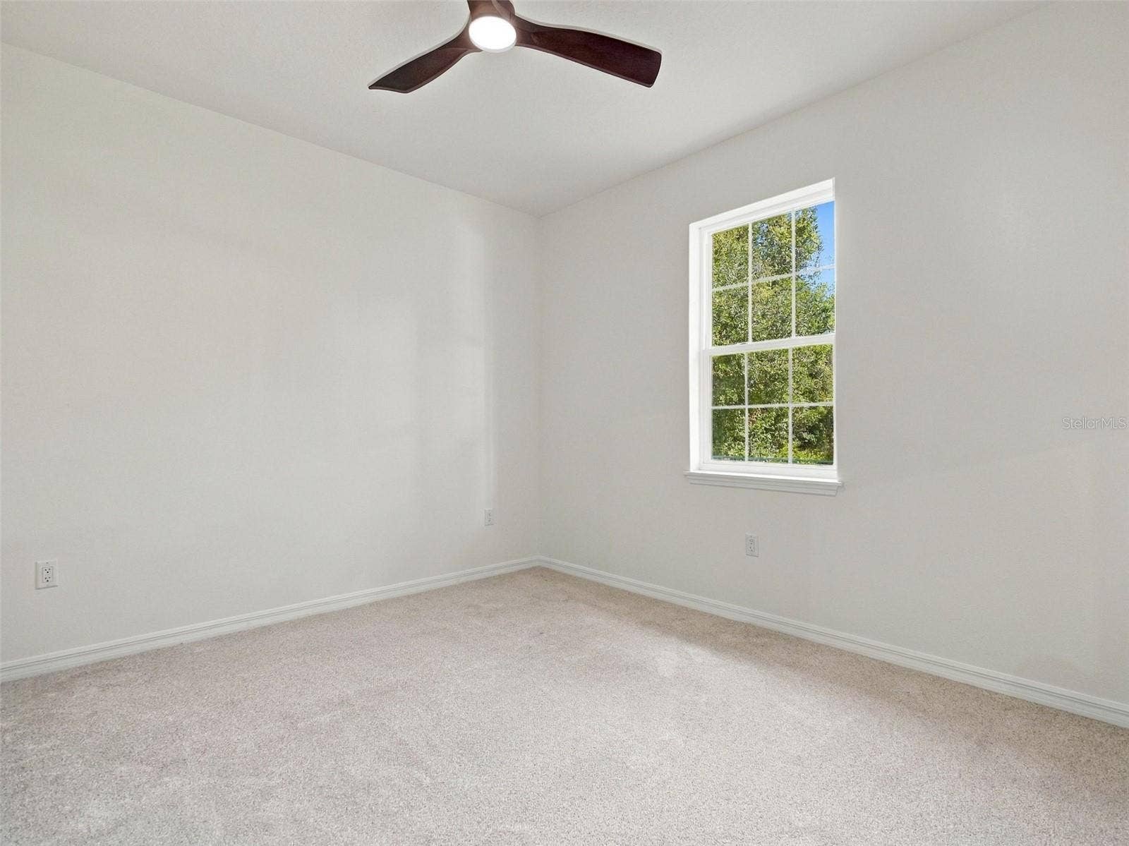 27279 DALE AVENUE, Brooksville, FL 34602 27279 DALE AVENUE, Brooksville, FL 34602