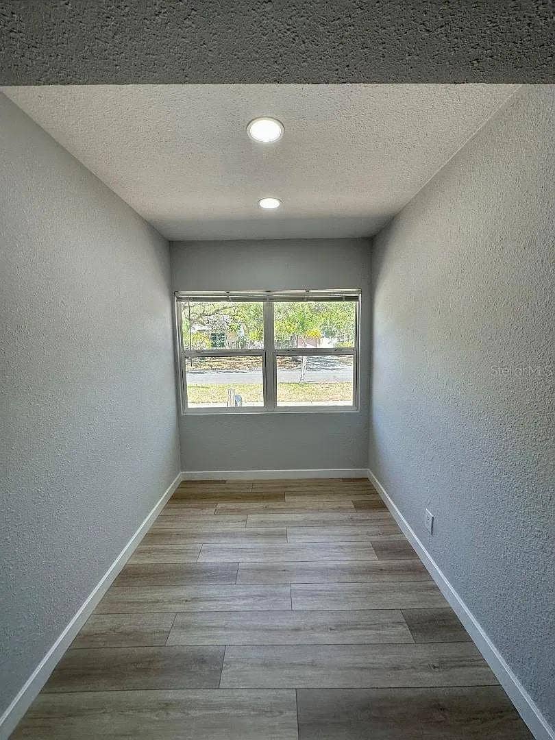 2001 2ND STREET S, St Petersburg, FL 33705