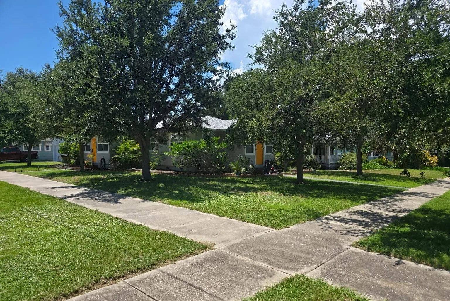 2001 2ND STREET S, St Petersburg, FL 33705