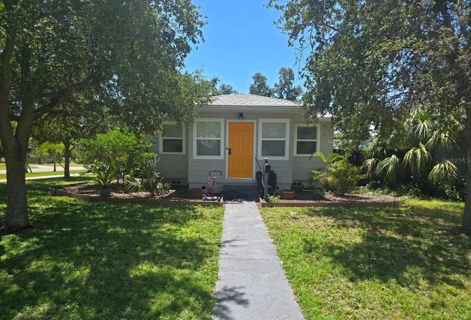 2001 2ND STREET S, St Petersburg, FL 33705