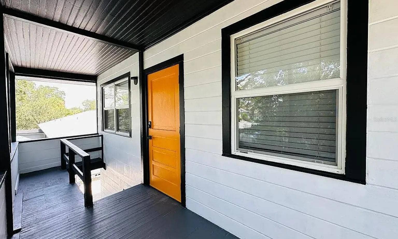 2001 2ND STREET S, St Petersburg, FL 33705