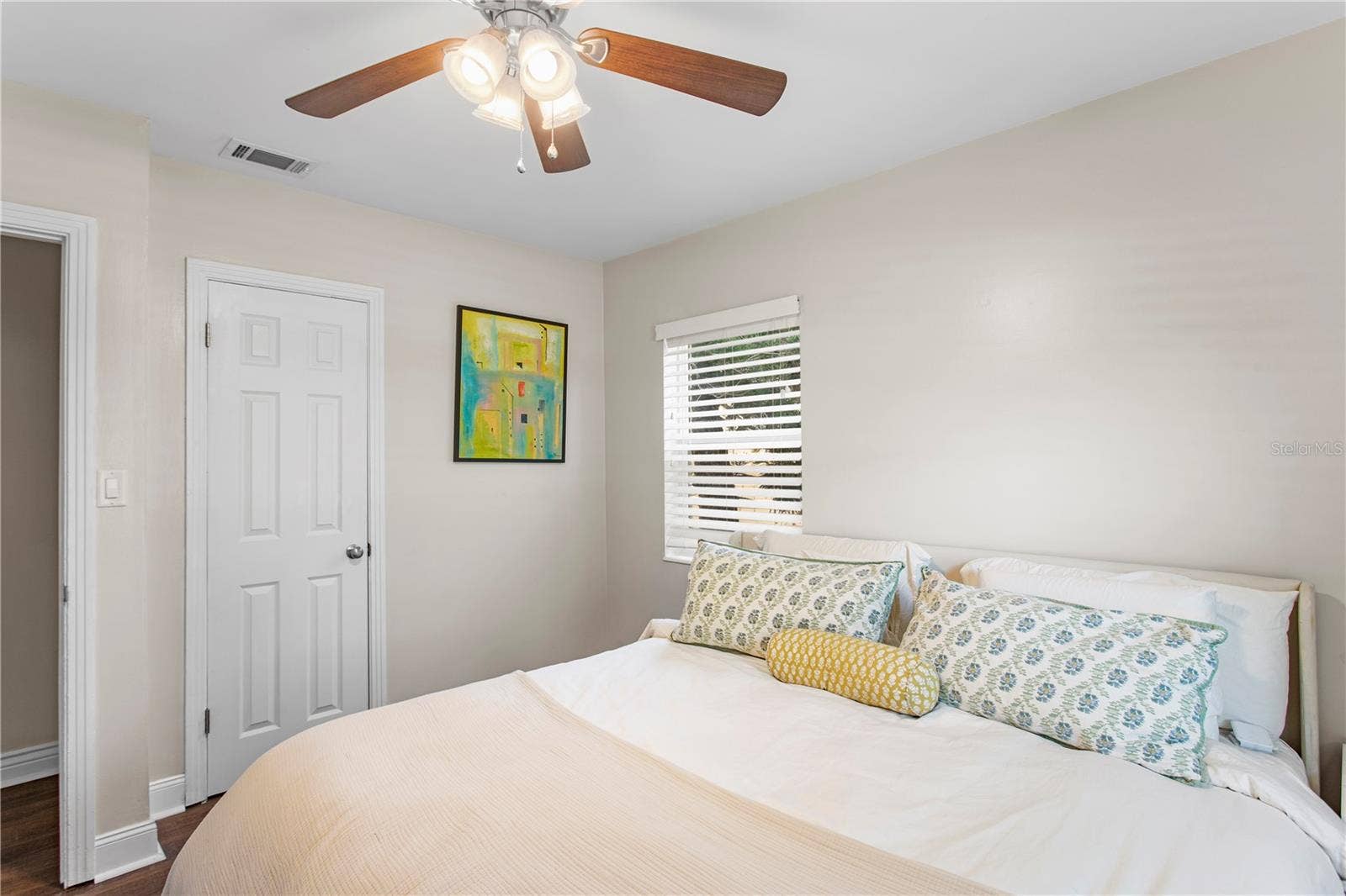4618 W BAY VILLA AVENUE, Tampa, FL 33611
