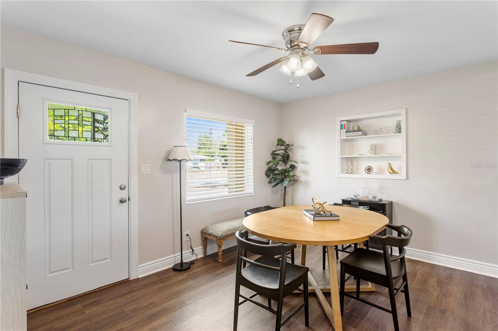 4618 W BAY VILLA AVENUE, Tampa, FL 33611