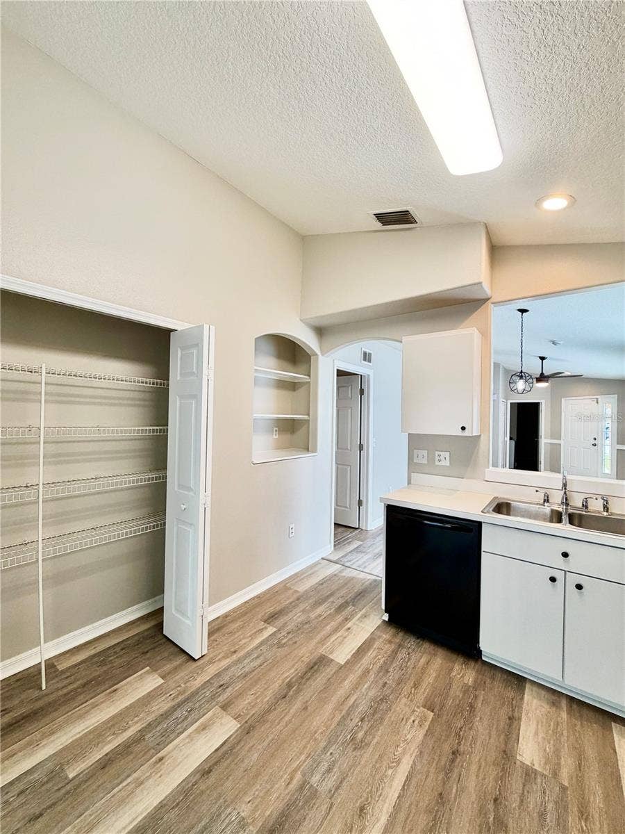 28510 SEASHELL COURT, Wesley Chapel, FL 33545 28510 SEASHELL COURT, Wesley Chapel, FL 33545
