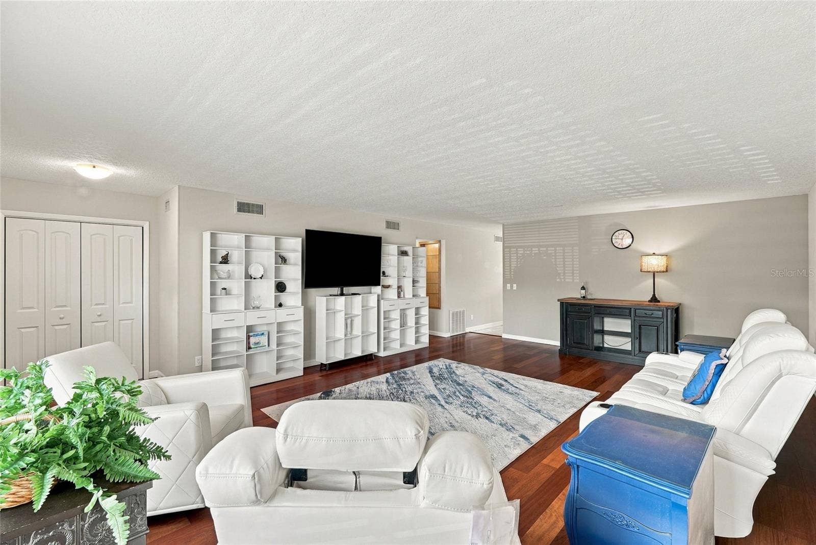 2228 SWEDISH DRIVE, #22, Clearwater, FL 33763 2228 SWEDISH DRIVE, #22, Clearwater, FL 33763