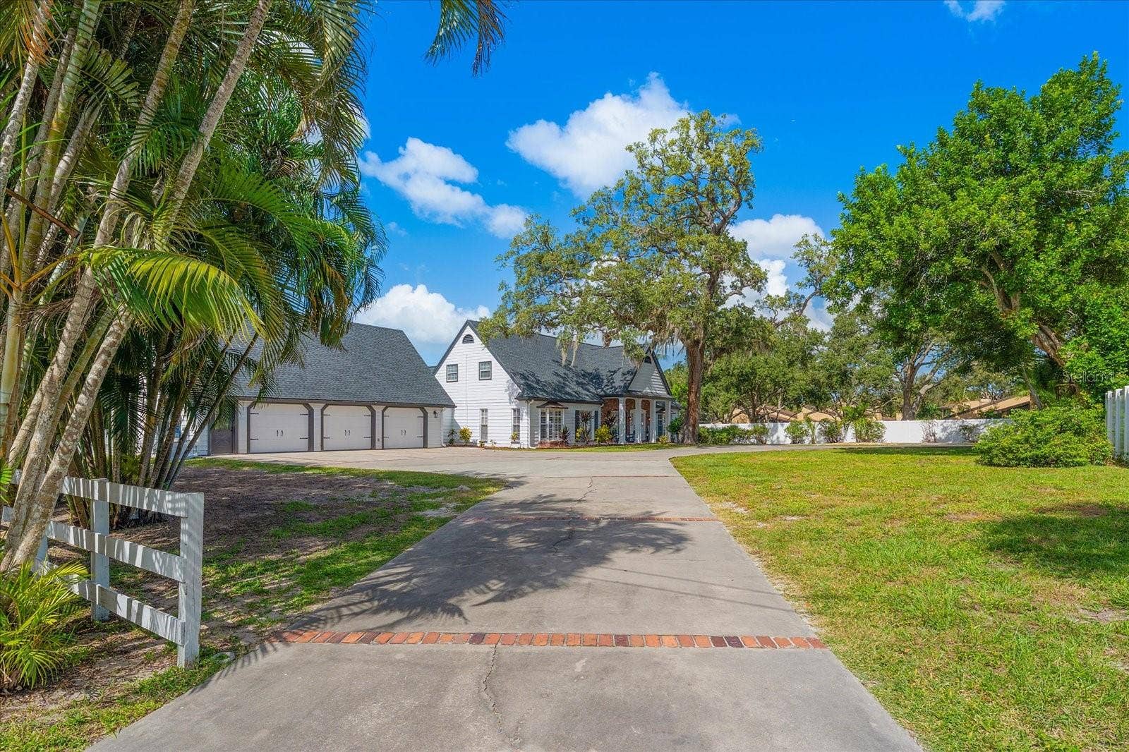 14195 SIESTA ROAD, Largo, FL 33774