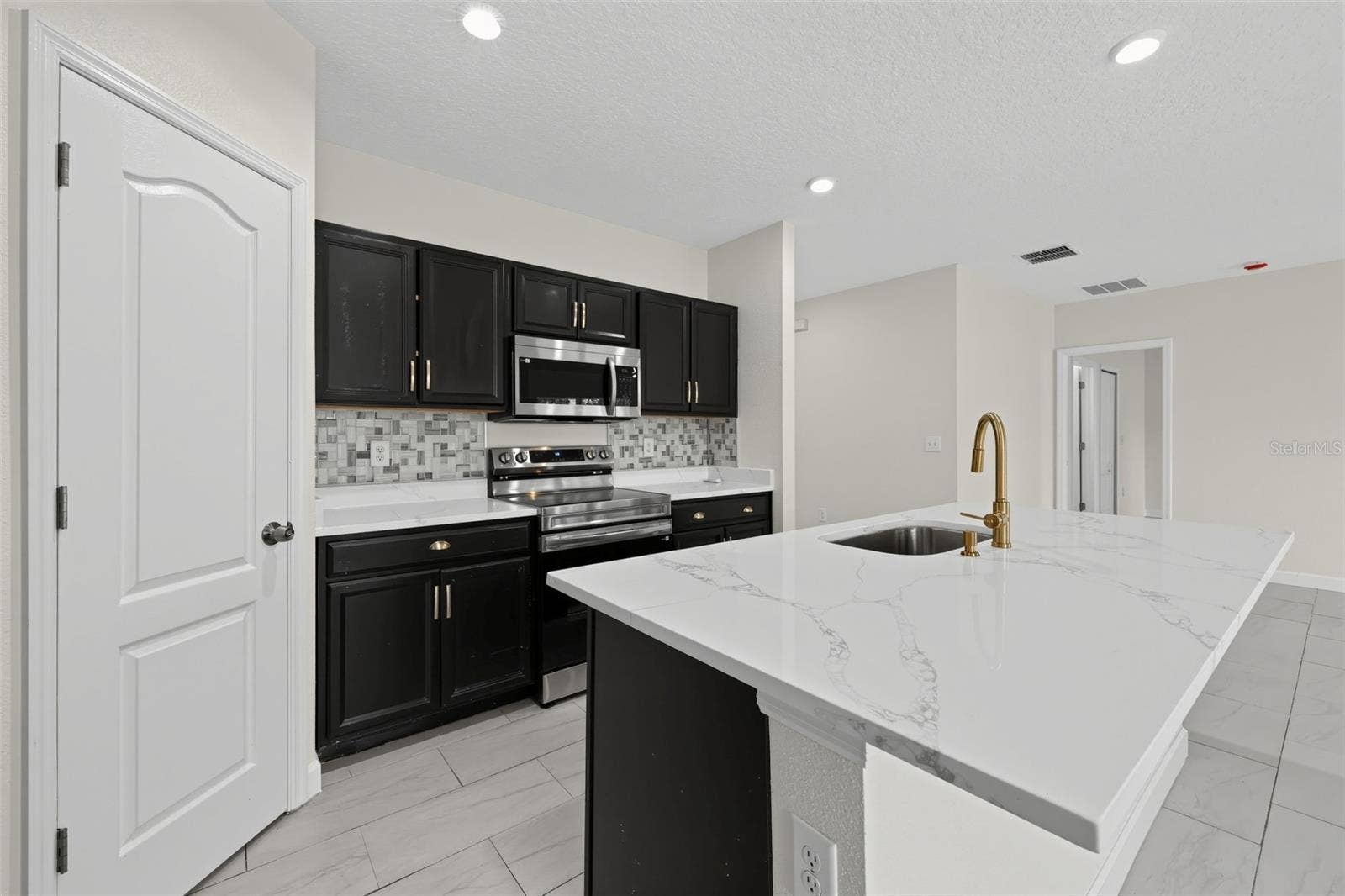 428 ROOKS LOOP, Haines City, FL 33844 428 ROOKS LOOP, Haines City, FL 33844