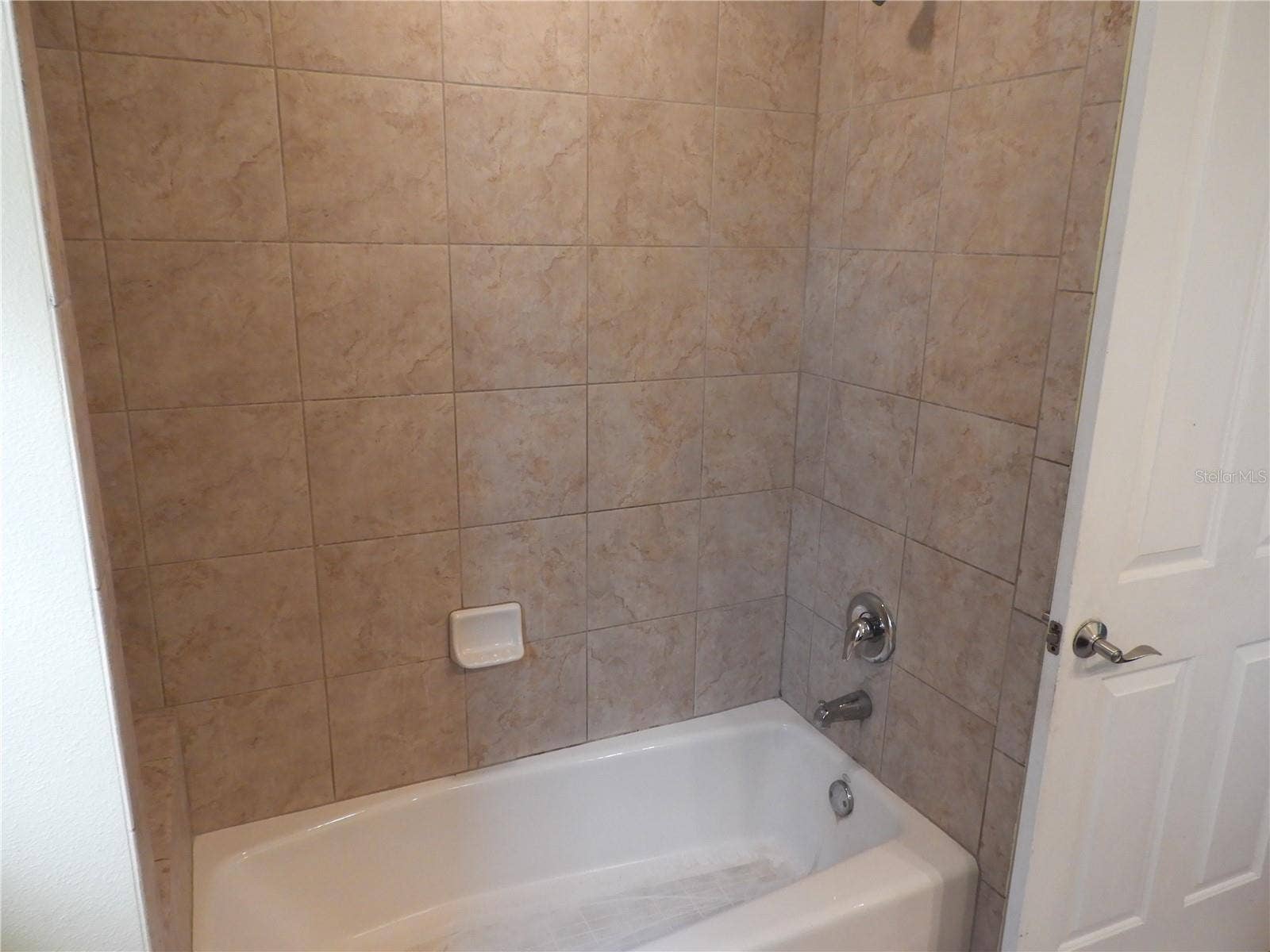 19820 WELLINGTON MANOR BOULEVARD, Lutz, FL 33549 19820 WELLINGTON MANOR BOULEVARD, Lutz, FL 33549