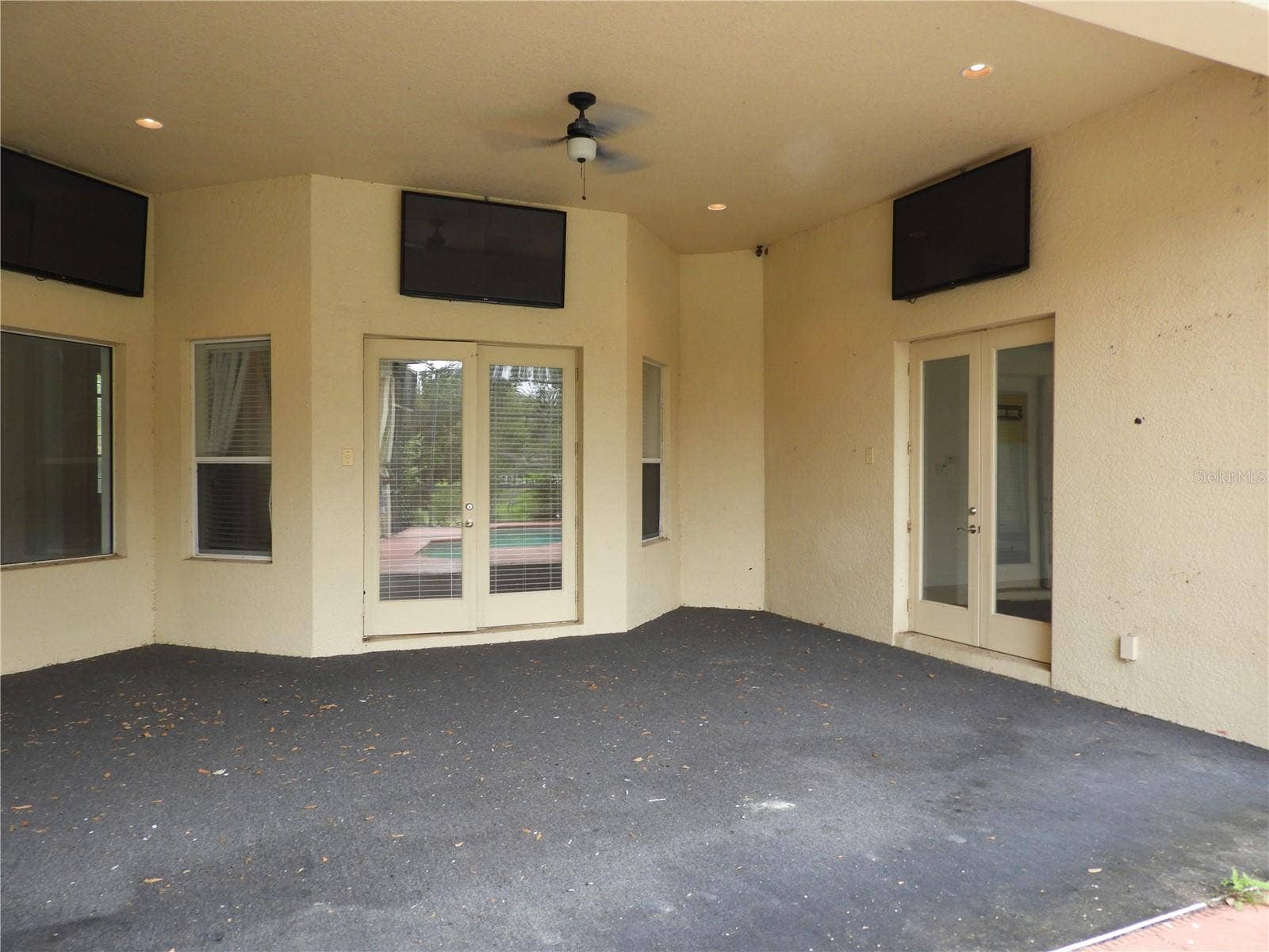 19820 WELLINGTON MANOR BOULEVARD, Lutz, FL 33549 19820 WELLINGTON MANOR BOULEVARD, Lutz, FL 33549