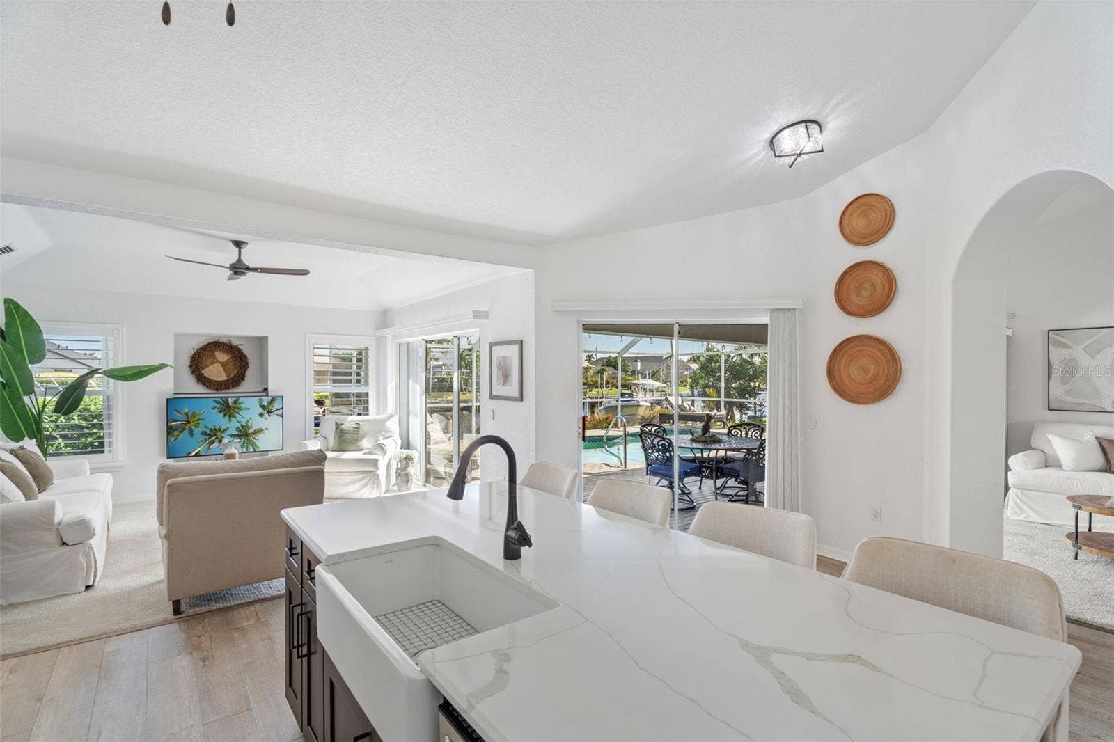 562 ANDORA DRIVE, Punta Gorda, FL 33950 562 ANDORA DRIVE, Punta Gorda, FL 33950