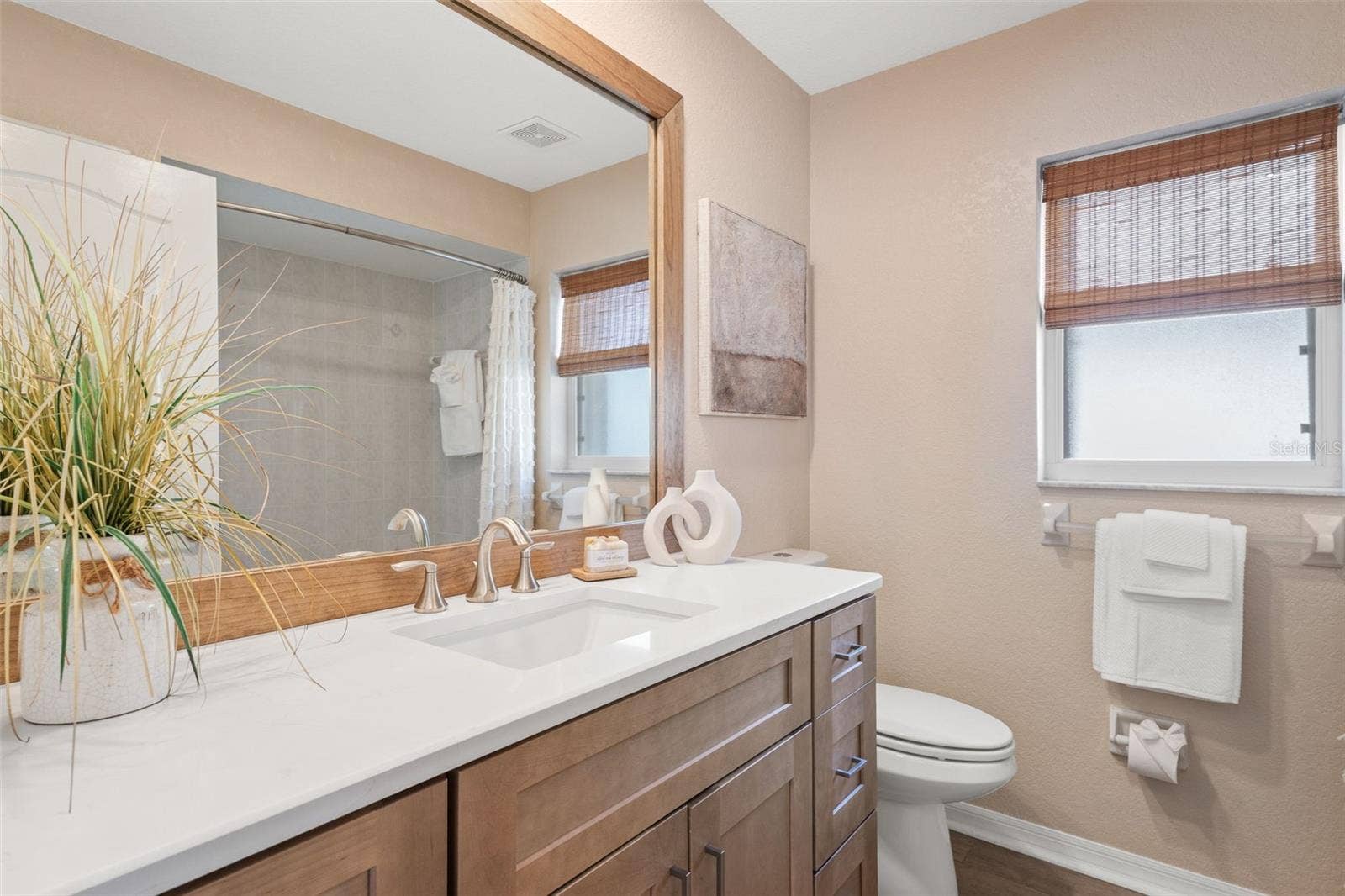 562 ANDORA DRIVE, Punta Gorda, FL 33950 562 ANDORA DRIVE, Punta Gorda, FL 33950