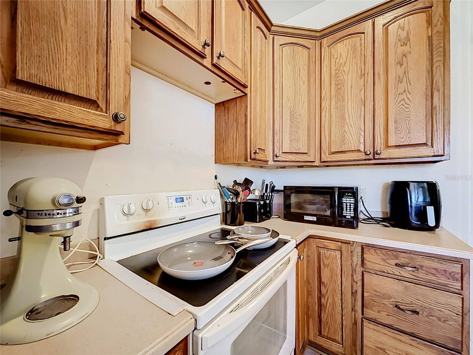 38634 LAKEVIEW WALK, Lady Lake, FL 32159