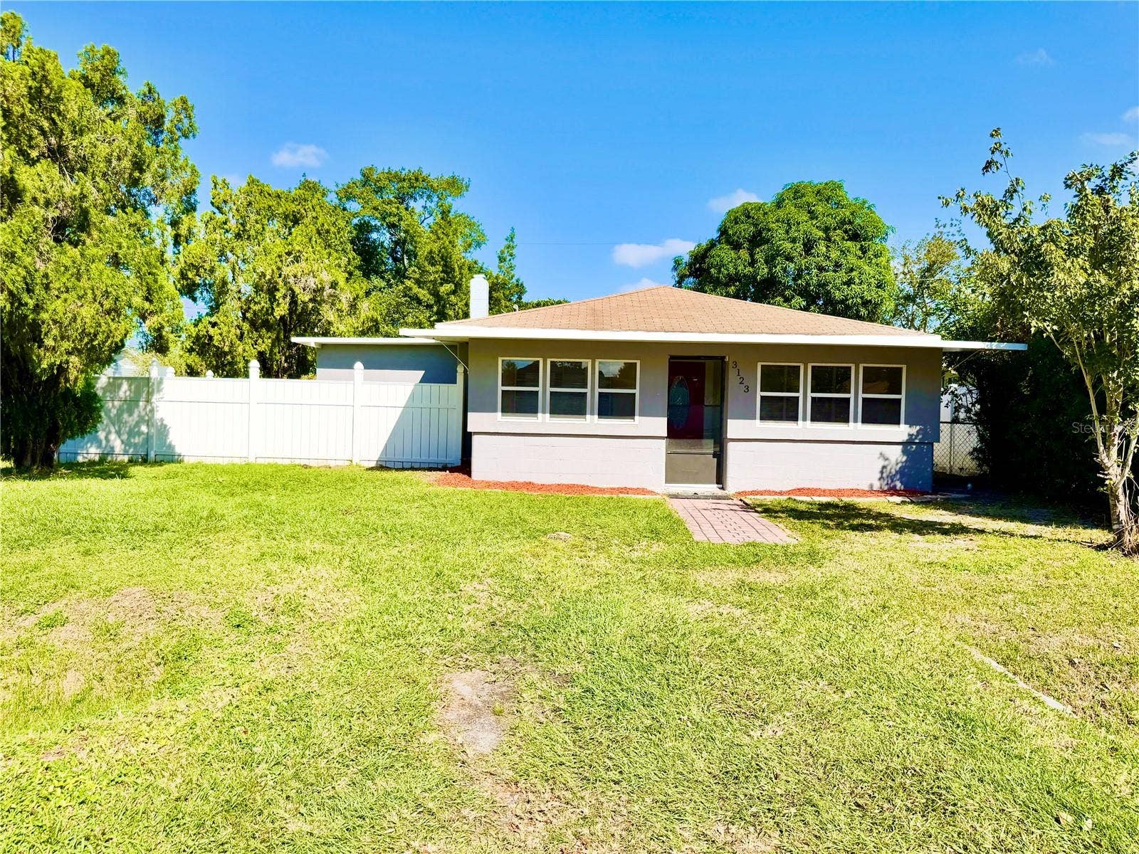 3123 W DOUGLAS STREET, Tampa, FL 33607