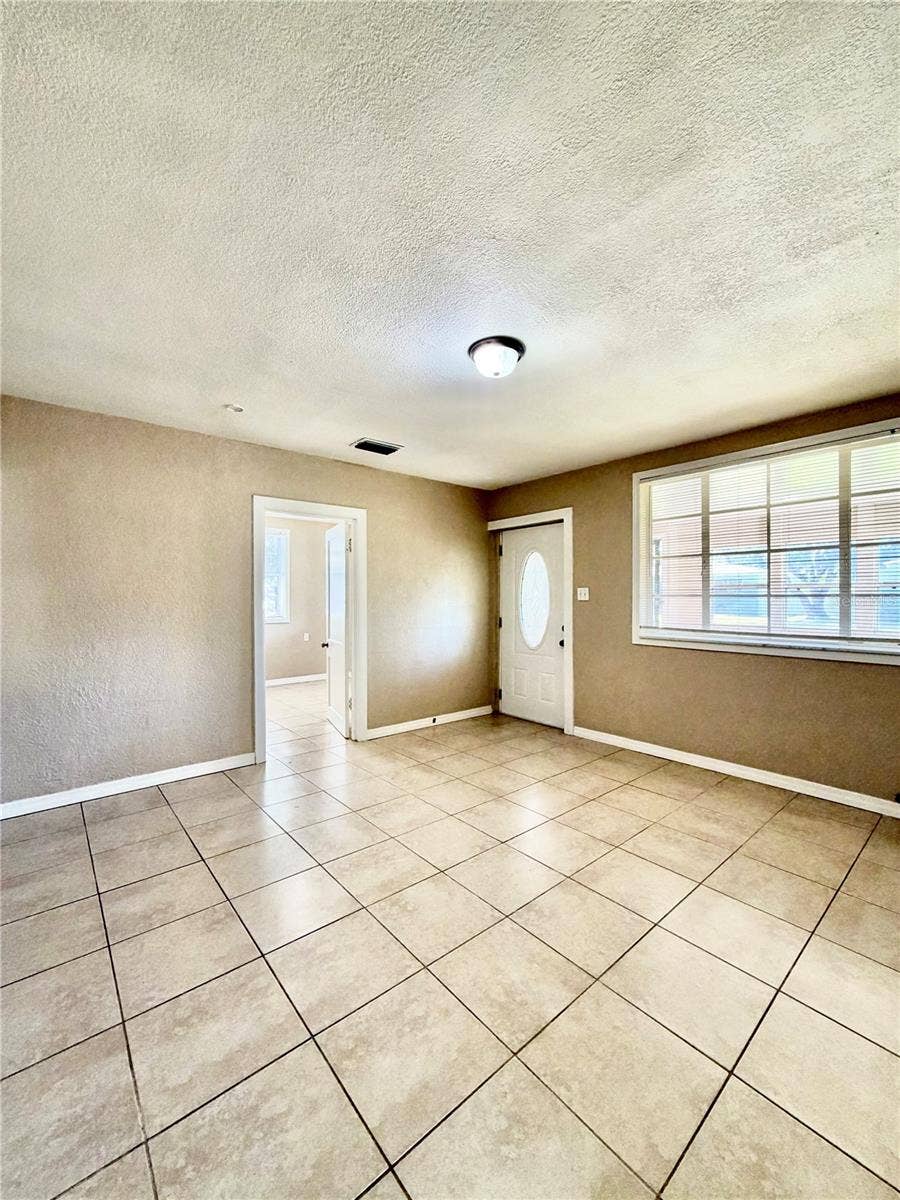 3123 W DOUGLAS STREET, Tampa, FL 33607