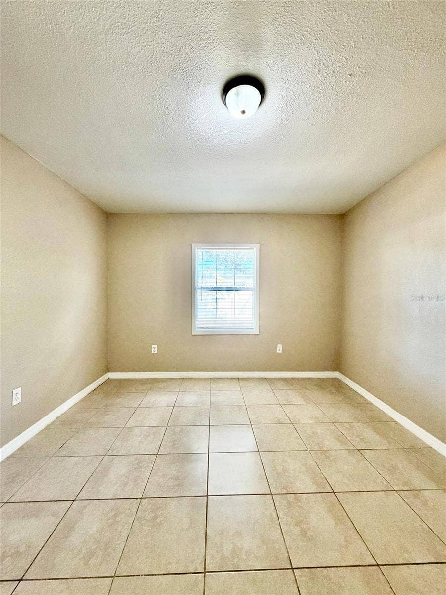 3123 W DOUGLAS STREET, Tampa, FL 33607